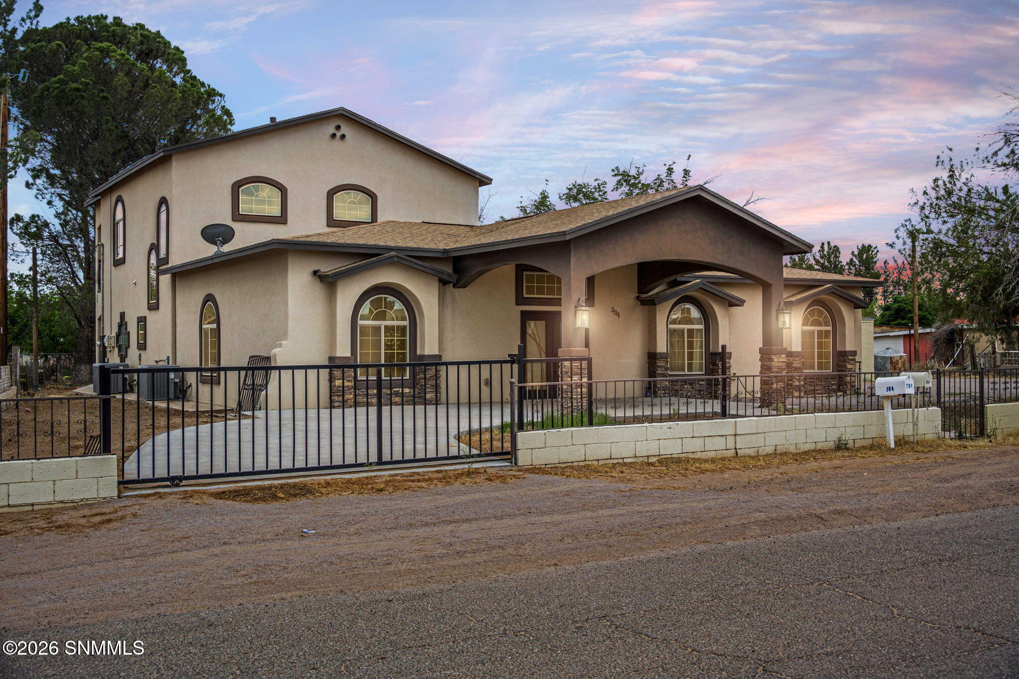 74-web-or-mls-Snappin Homes (LasFlores30