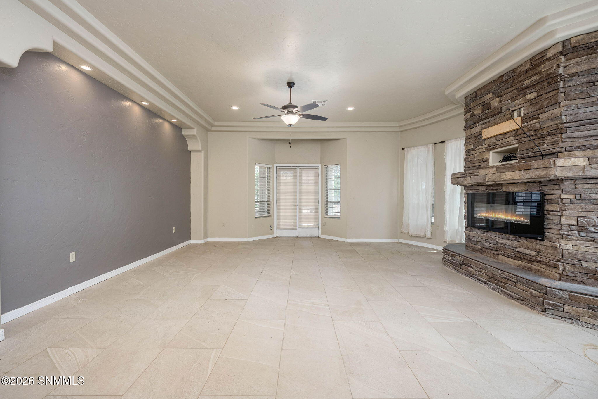 20-web-or-mls-Snappin Homes (LasFlores30
