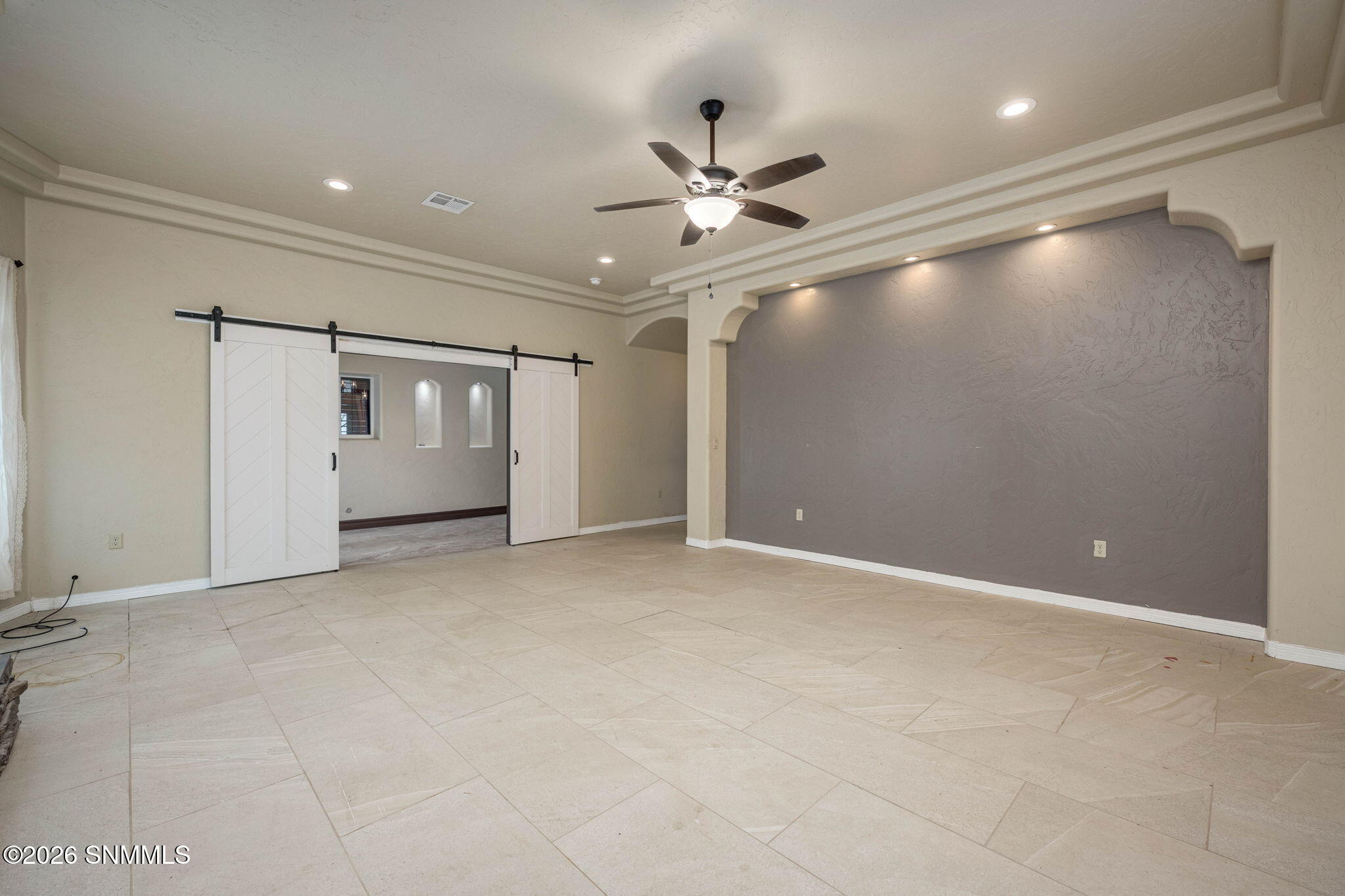 22-web-or-mls-Snappin Homes (LasFlores30