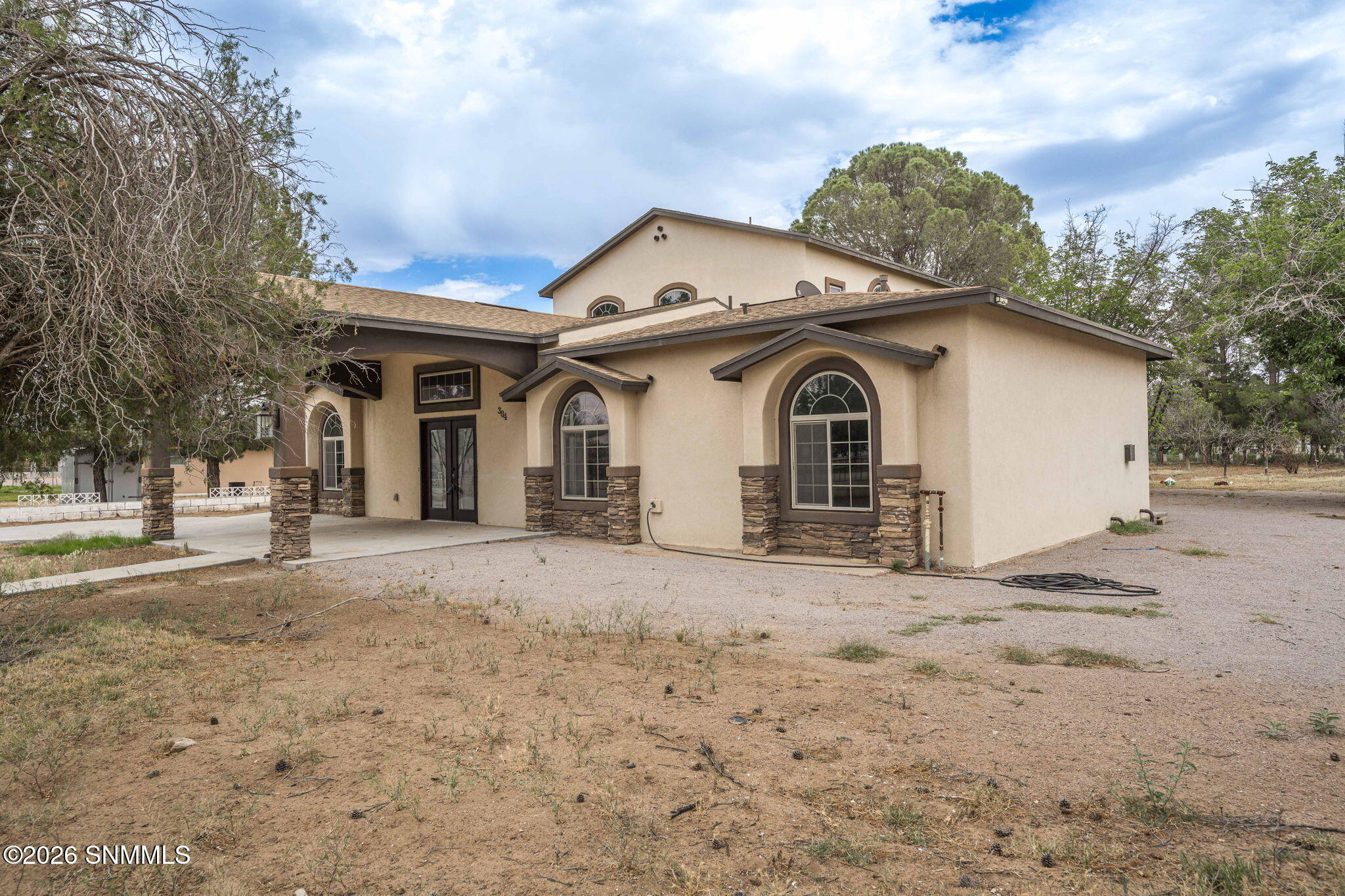 5-web-or-mls-Snappin Homes (LasFlores304