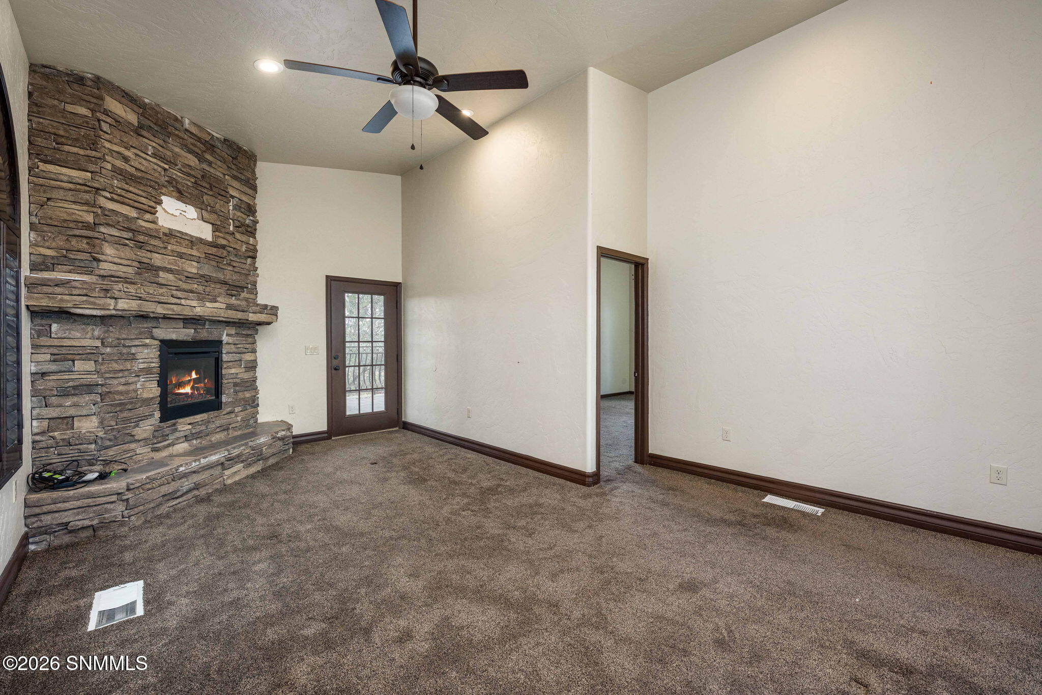 32-web-or-mls-Snappin Homes (LasFlores30