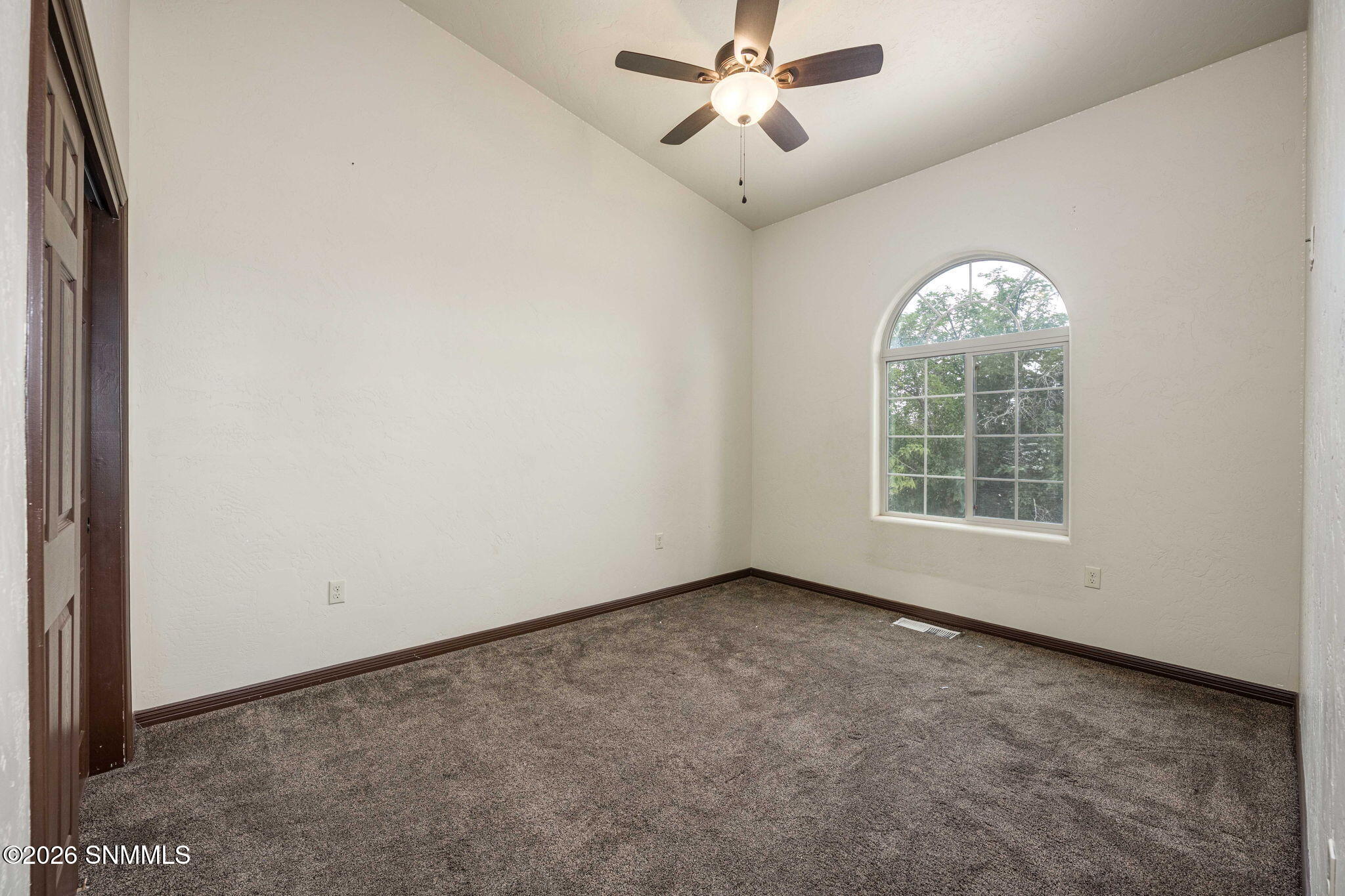 38-web-or-mls-Snappin Homes (LasFlores30