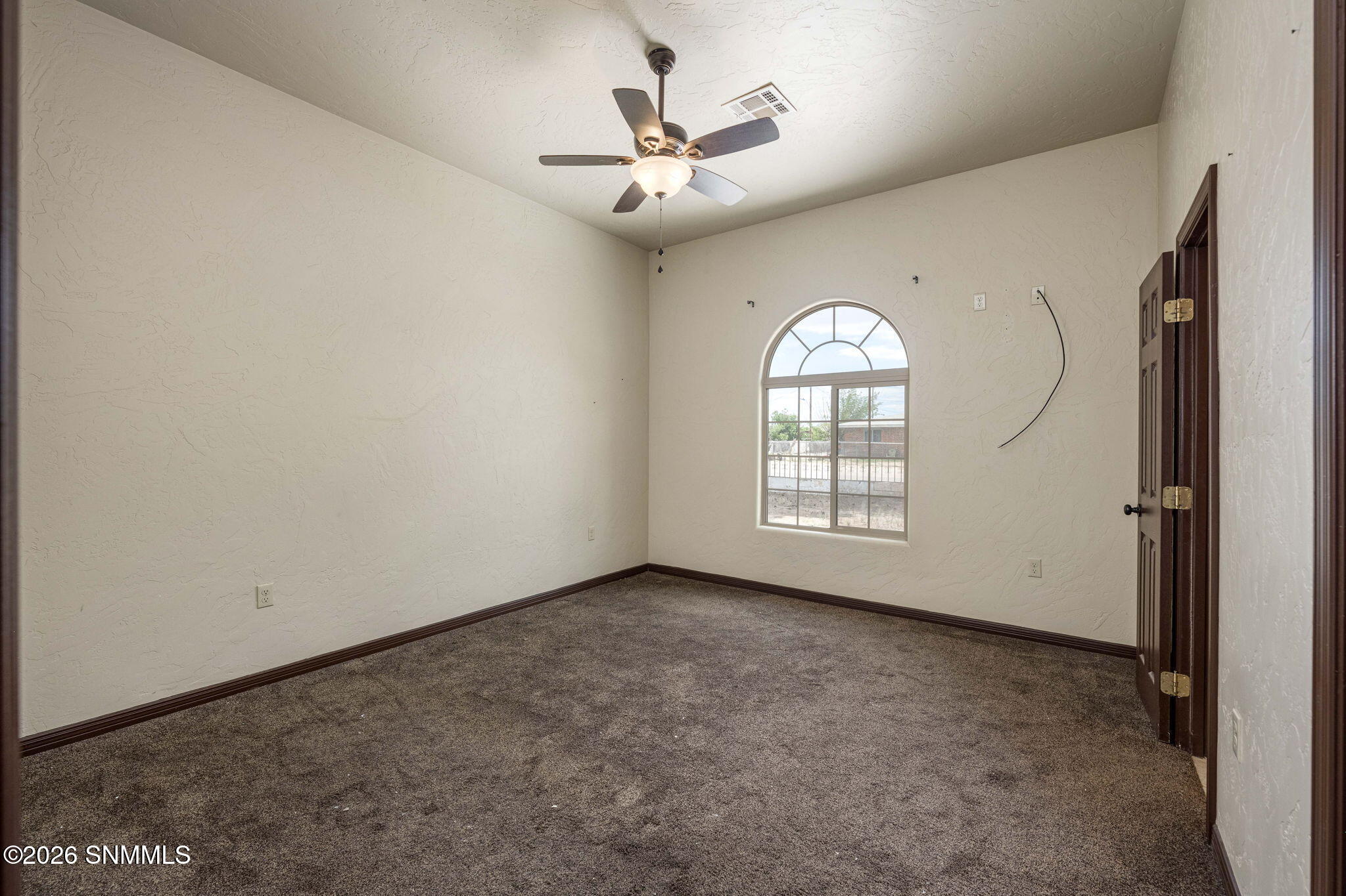 50-web-or-mls-Snappin Homes (LasFlores30