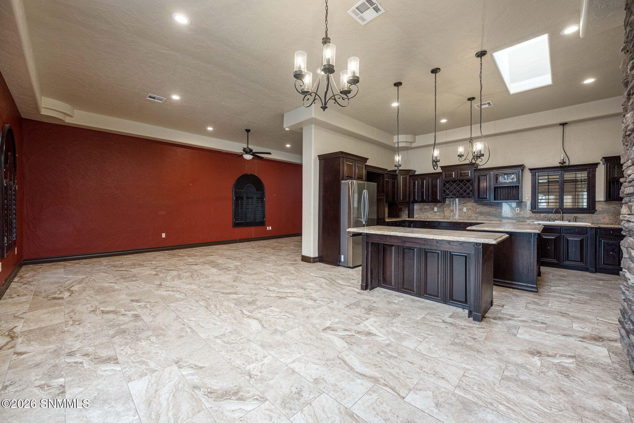 9-web-or-mls-Snappin Homes (LasFlores304
