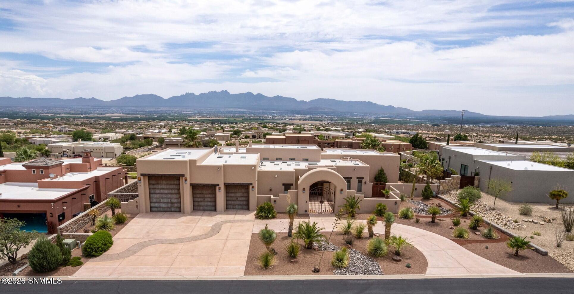 100 - web-or-mls-Snappin Homes (Constitu