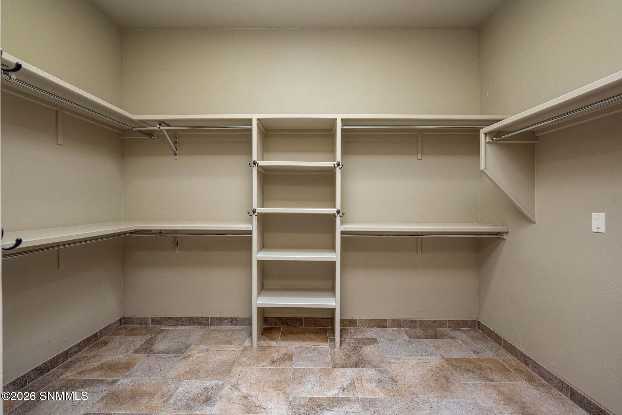 39-web-or-mls-Snappin Homes (Nambe4479)-