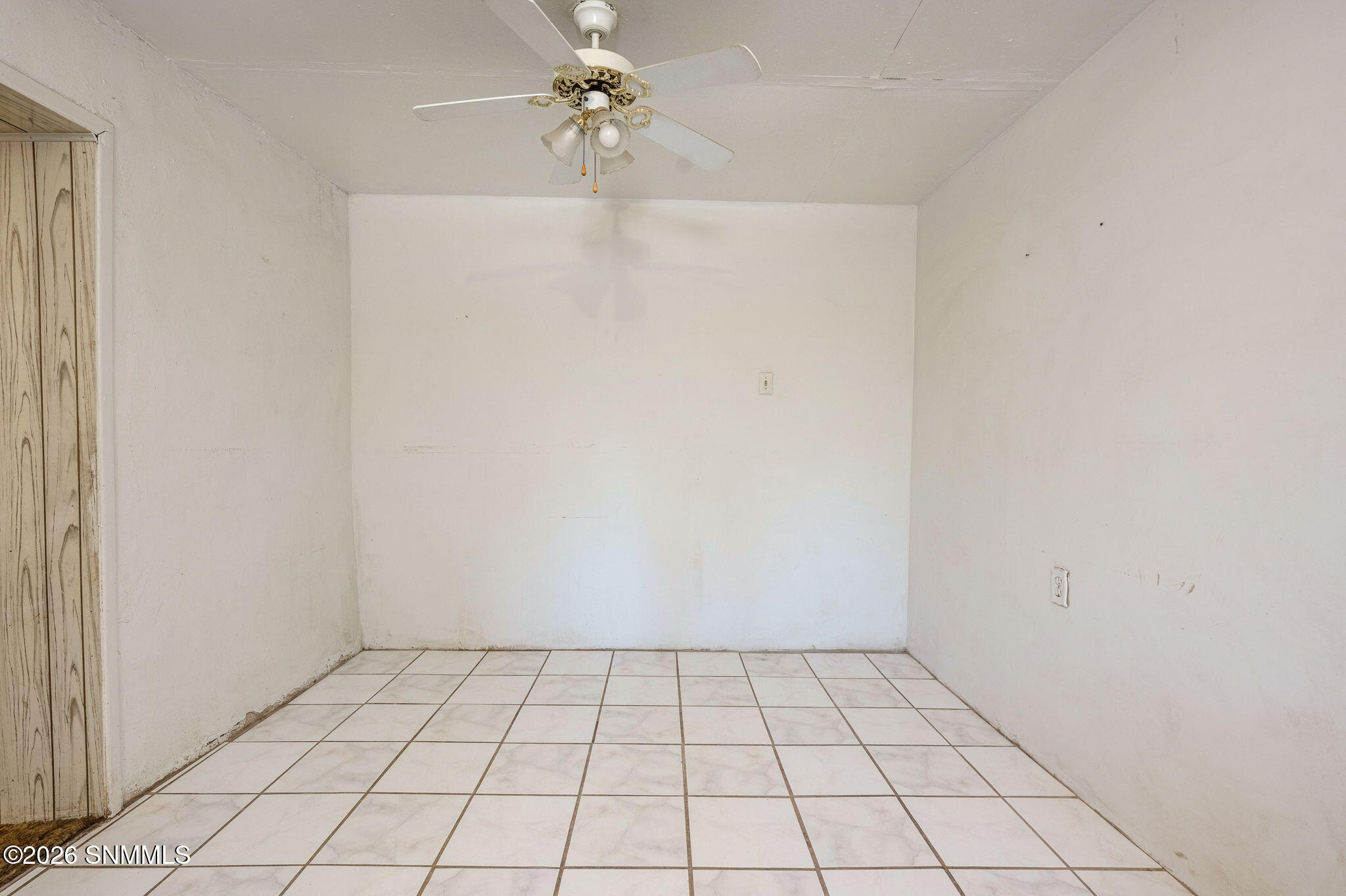 25-web-or-mls-Snappin Homes (Snow2917)-2
