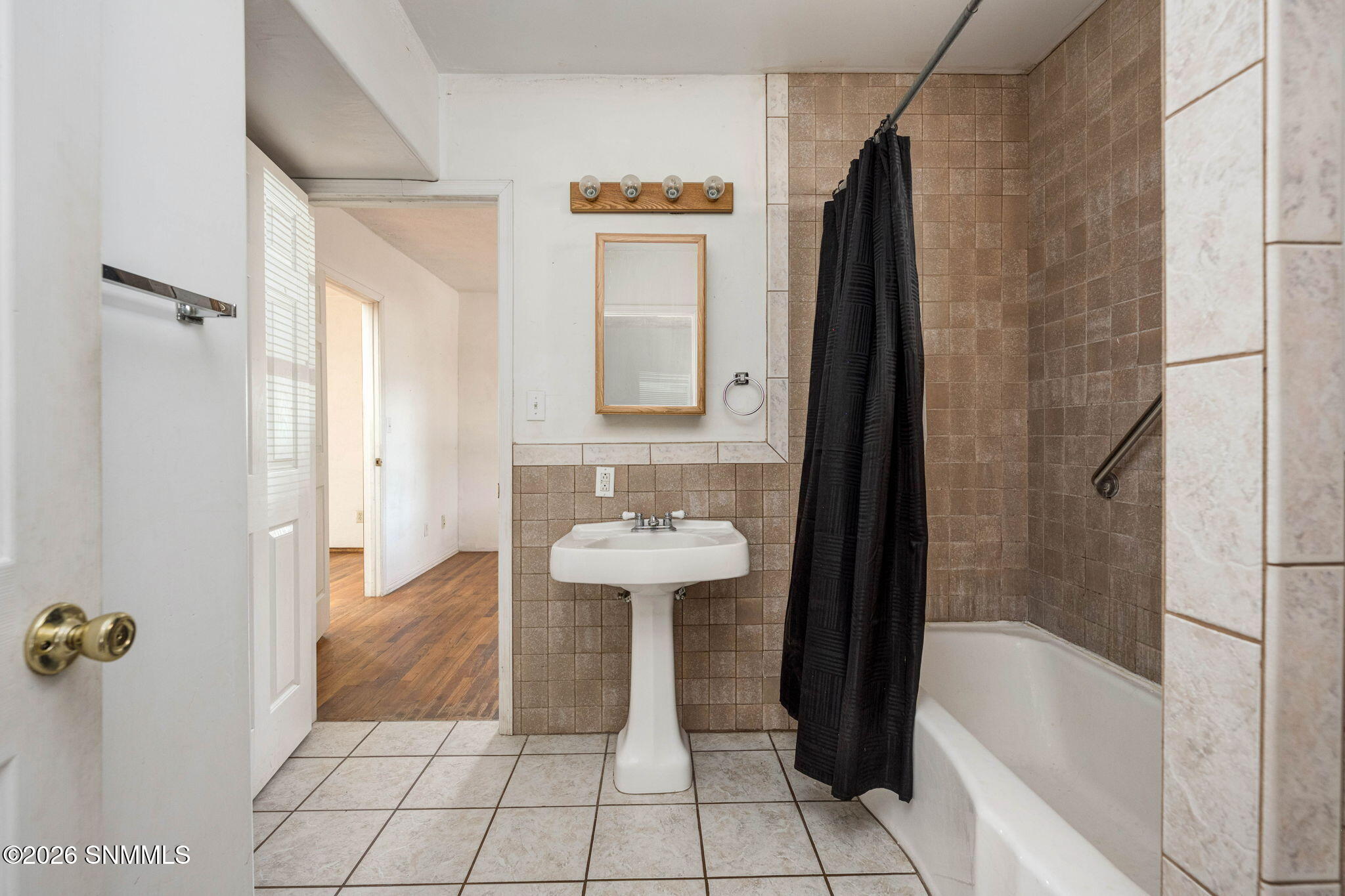 12-web-or-mls-Snappin Homes (DonaAna3135