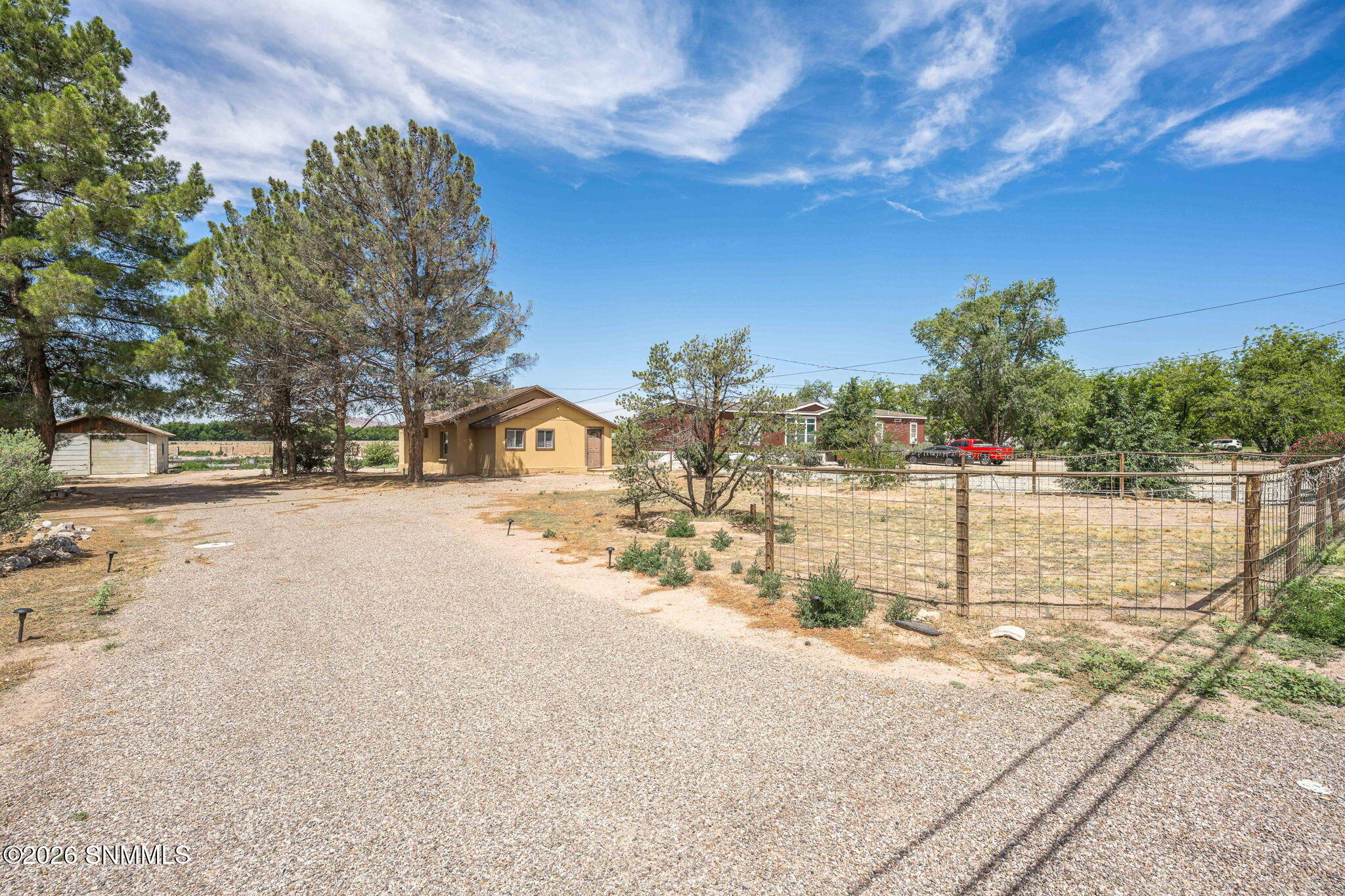 33-web-or-mls-Snappin Homes (DonaAna3135