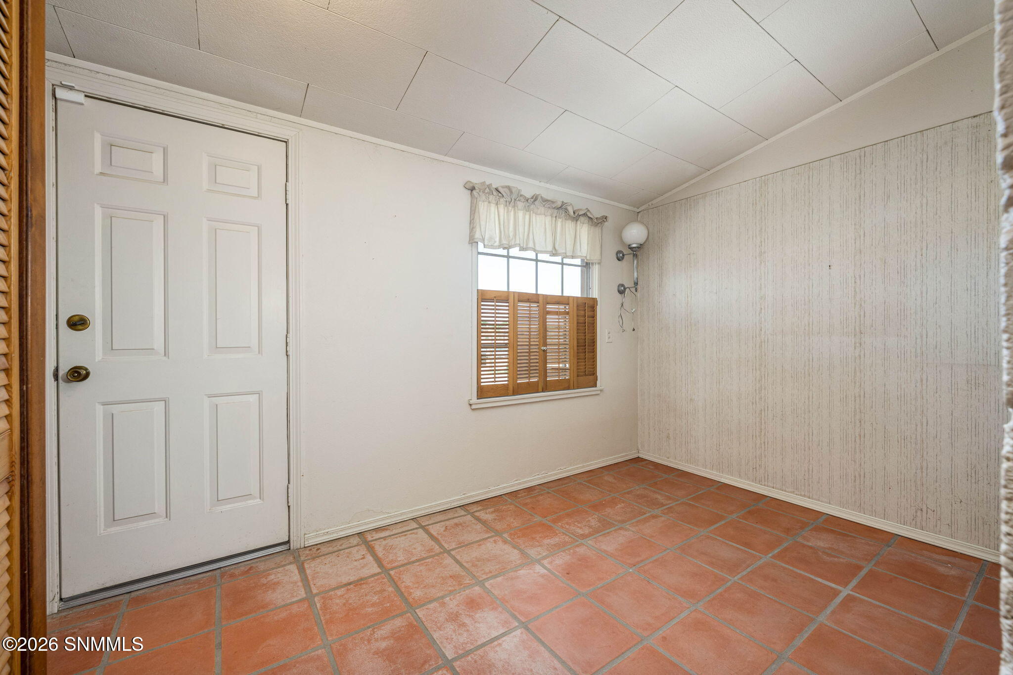 28-web-or-mls-Snappin Homes (DonaAna3125