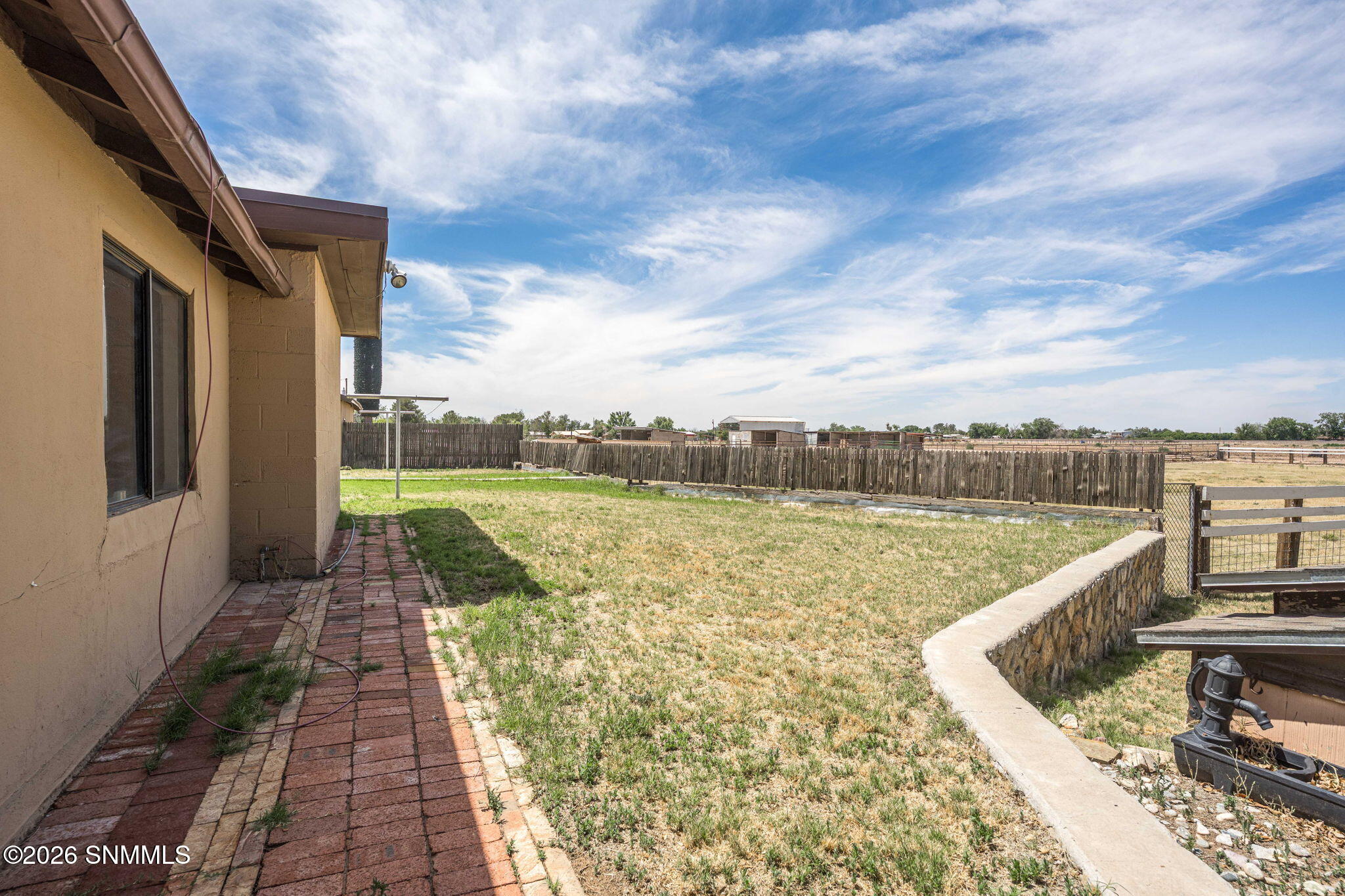 35-web-or-mls-Snappin Homes (DonaAna3125