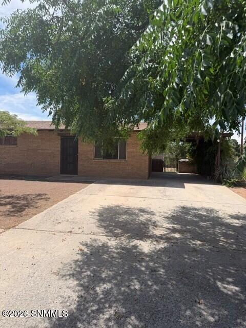 right side yard
