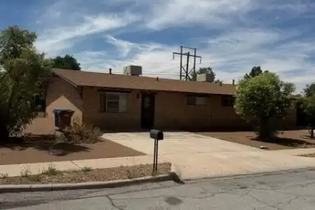 950 Glendale Drive, Las Cruces, New Mexico 88005, 6 Bedrooms Bedrooms, ,Residential Income,For Sale,Glendale,2601923