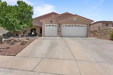 5610 Mira Montes, Las Cruces, New Mexico 88007, 4 Bedrooms Bedrooms, ,2 BathroomsBathrooms,Residential,For Sale,Mira Montes,2601944
