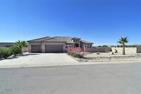 4425 Dulcinea Drive, Las Cruces, New Mexico 88005, 5 Bedrooms Bedrooms, ,2.5 BathroomsBathrooms,Residential,For Sale,Dulcinea,2601945