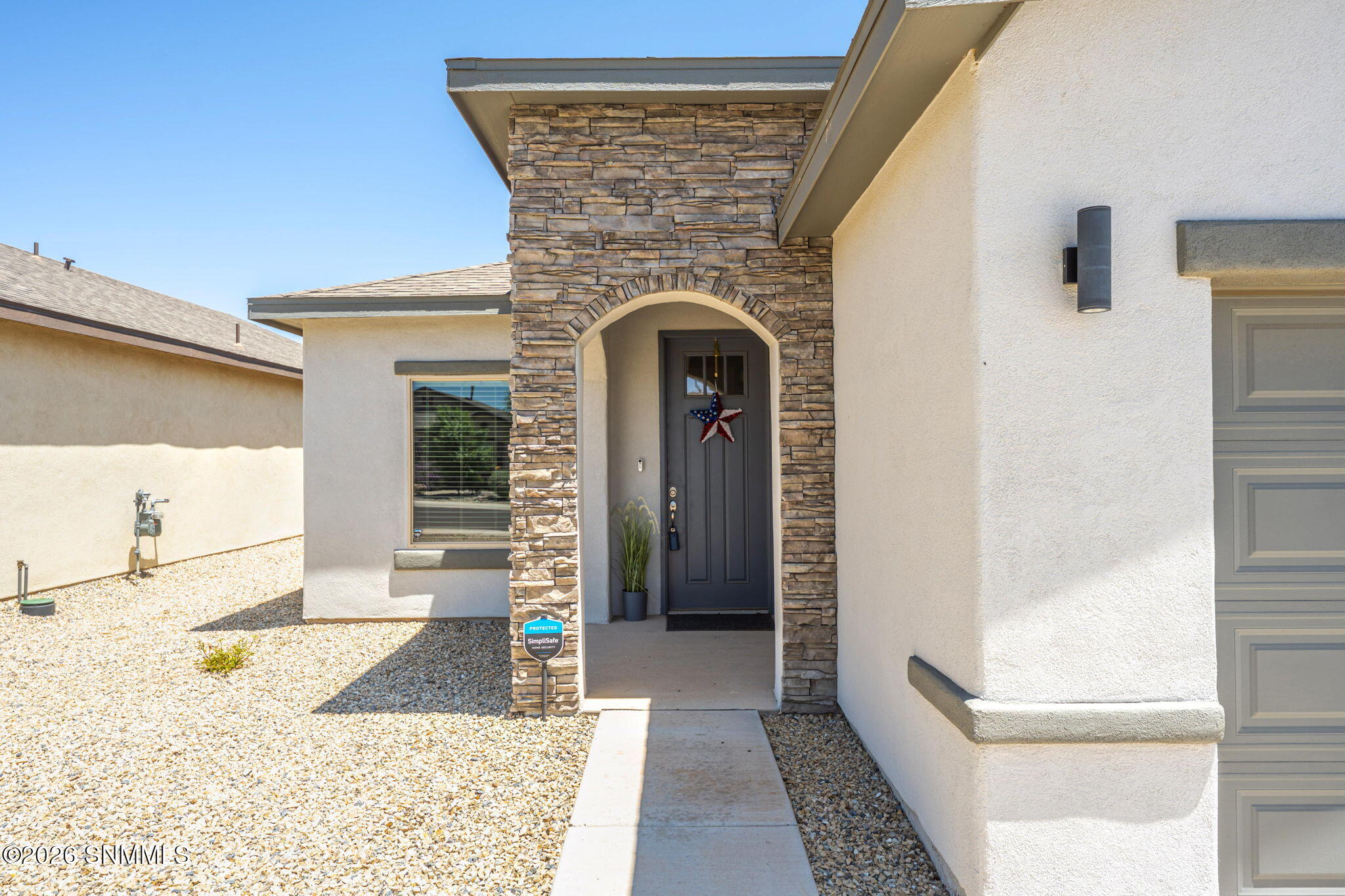 3-web-or-mls-Snappin Homes (Valentina464