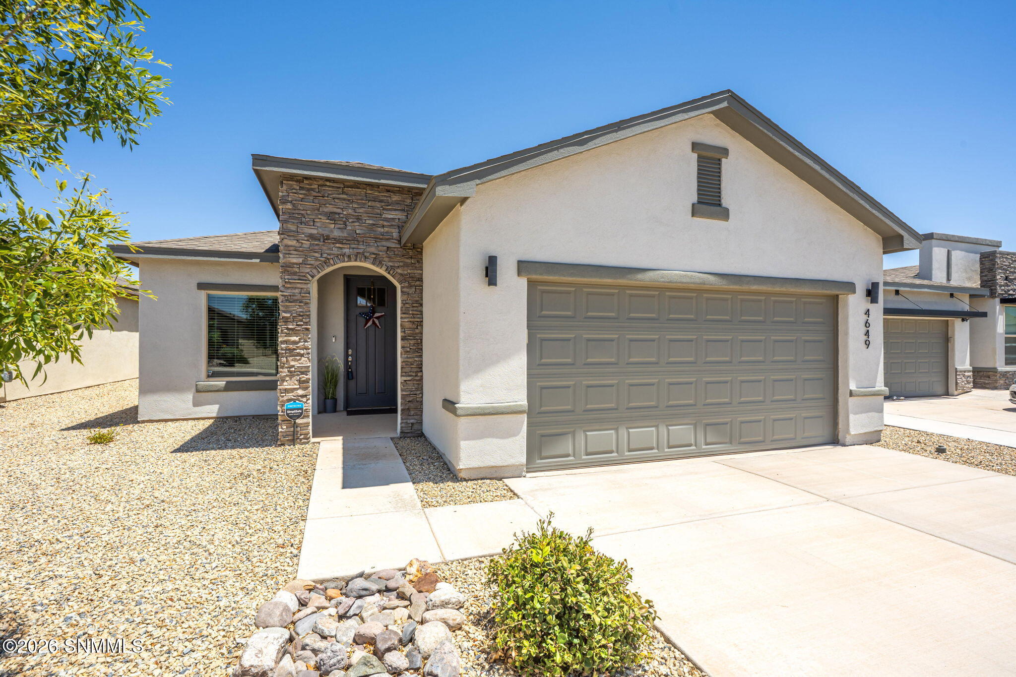 2-web-or-mls-Snappin Homes (Valentina464