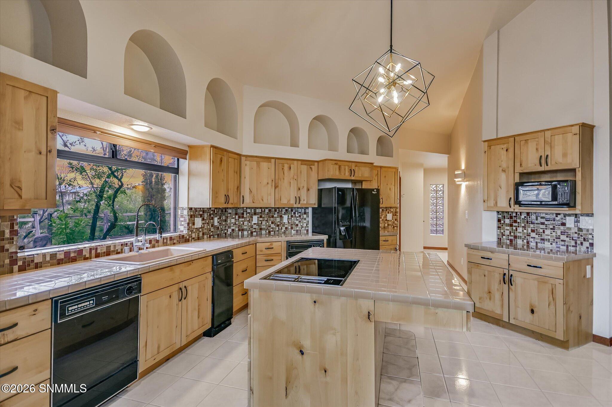 12-Kitchen