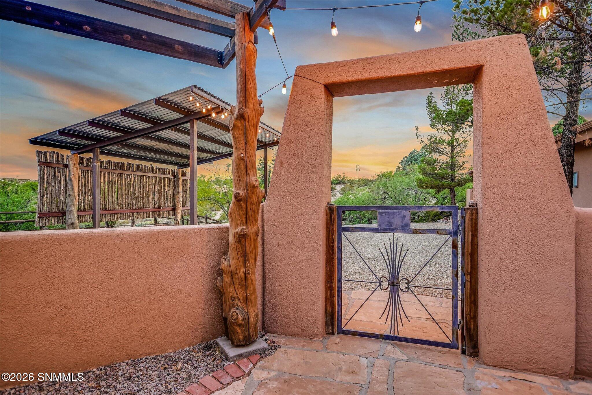 03-Courtyard Gate