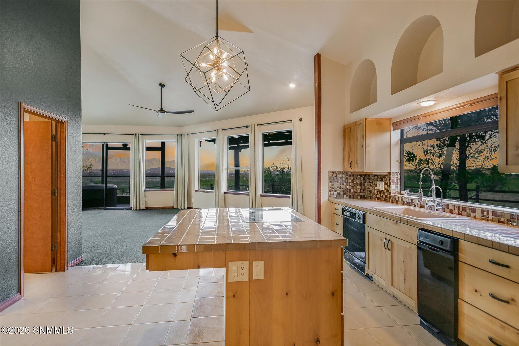 05-Kitchen View