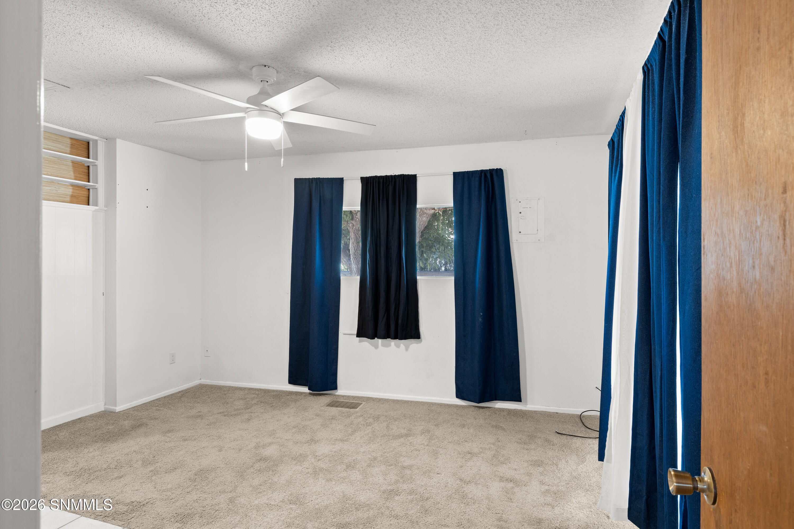 2907-Devondale-MLS-Camera-Guy-14