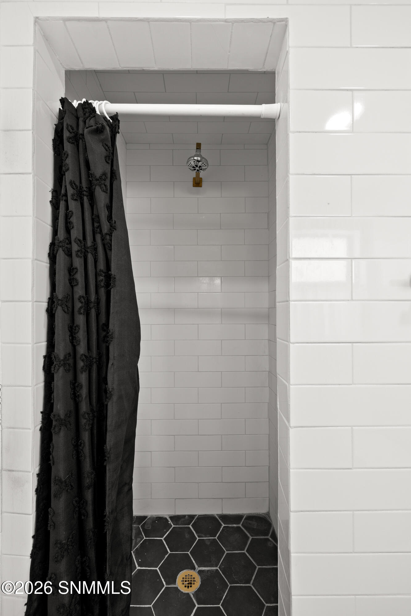 2907-Devondale-MLS-Camera-Guy-19