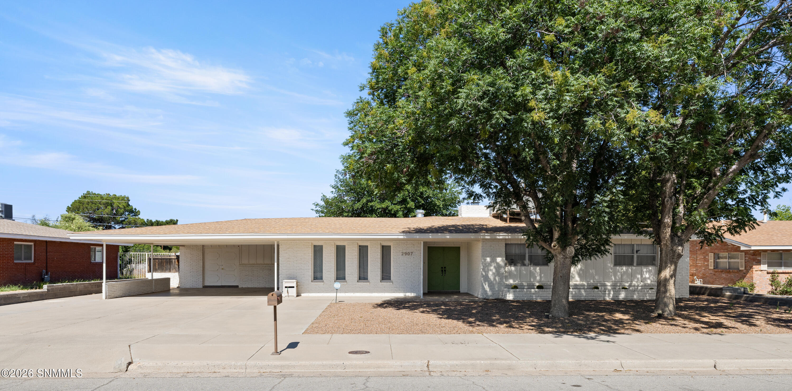 2907-Devondale-MLS-Camera-Guy-1