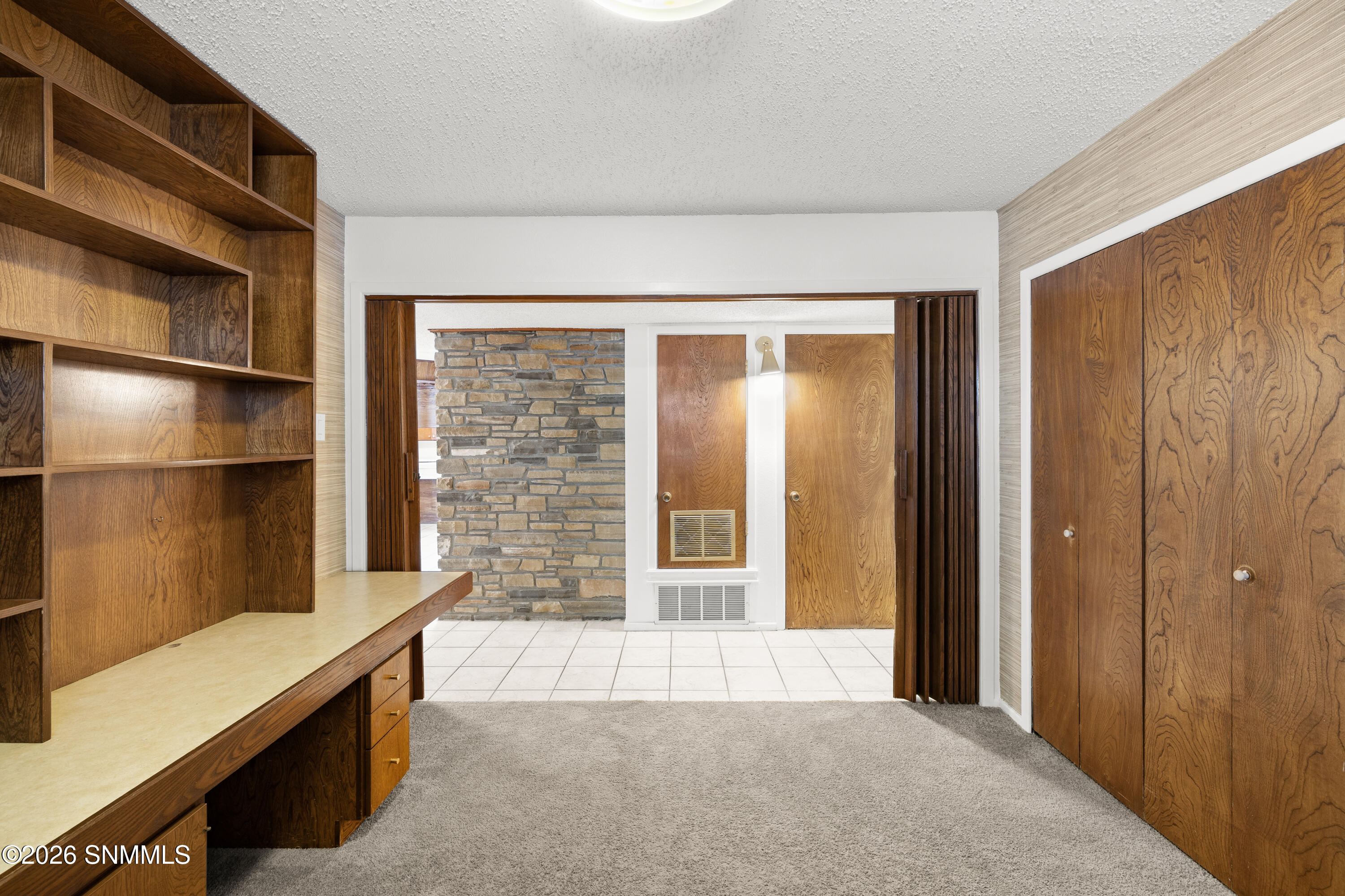 2907-Devondale-MLS-Camera-Guy-21
