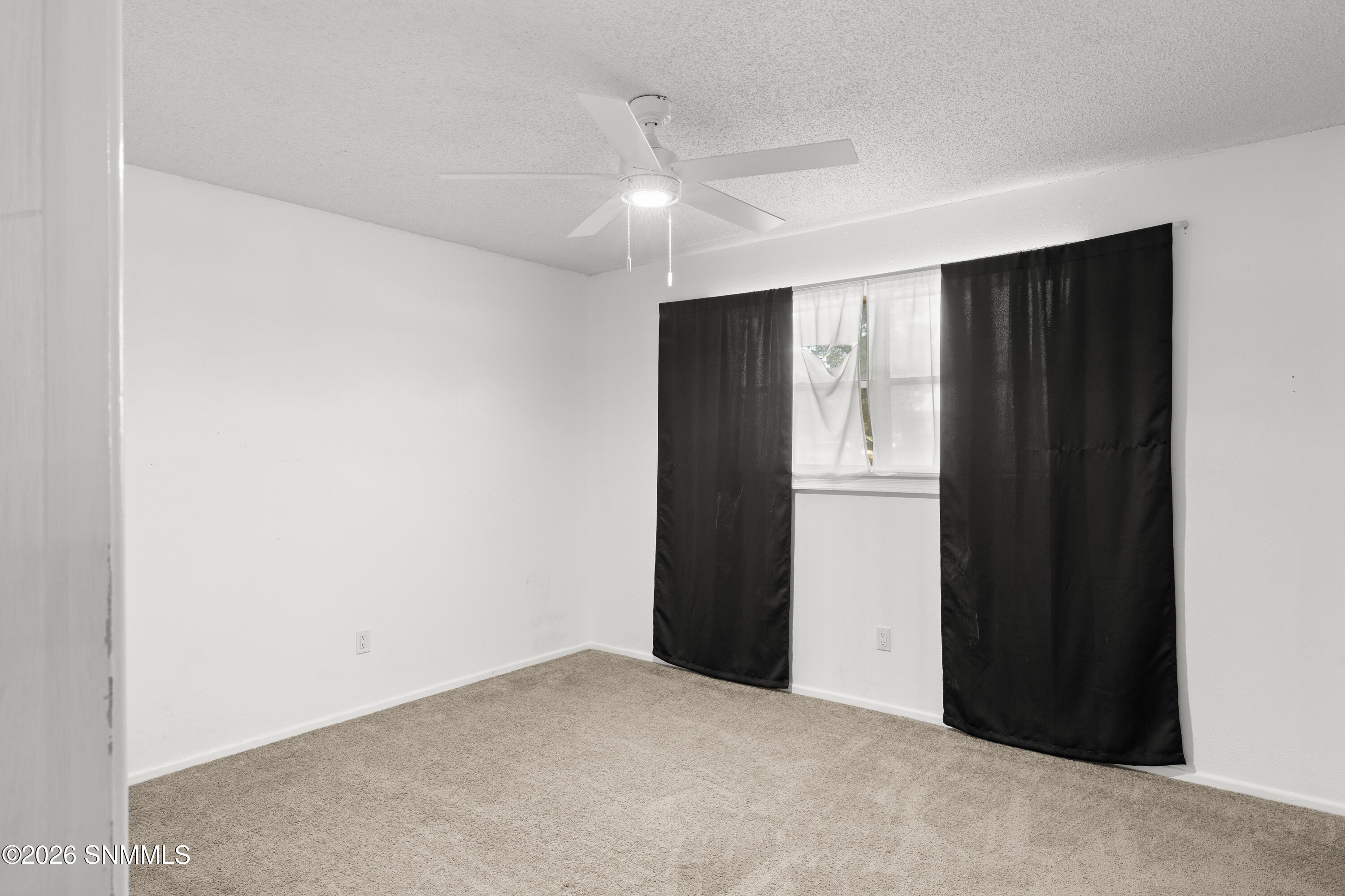 2907-Devondale-MLS-Camera-Guy-22