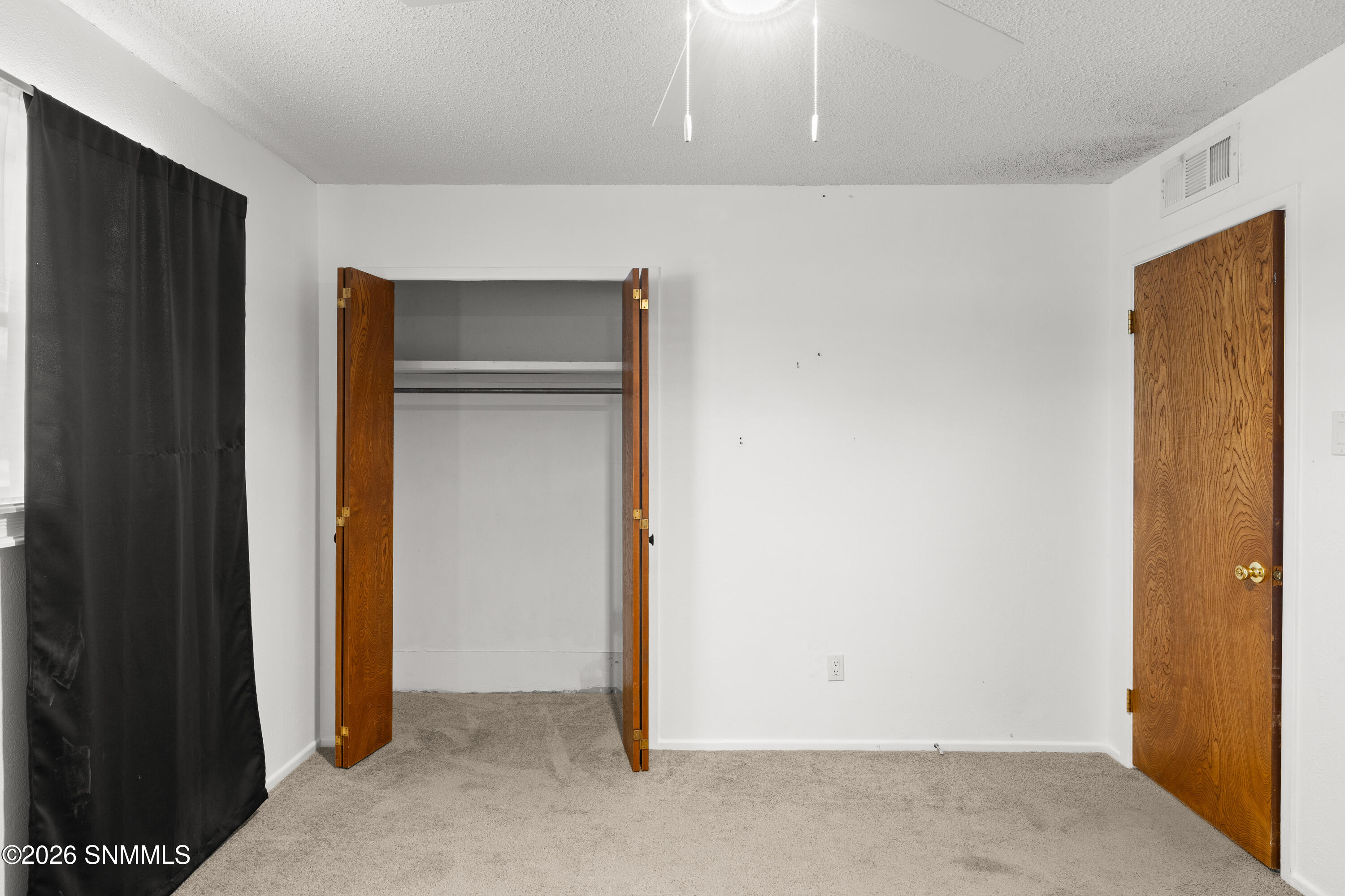 2907-Devondale-MLS-Camera-Guy-23