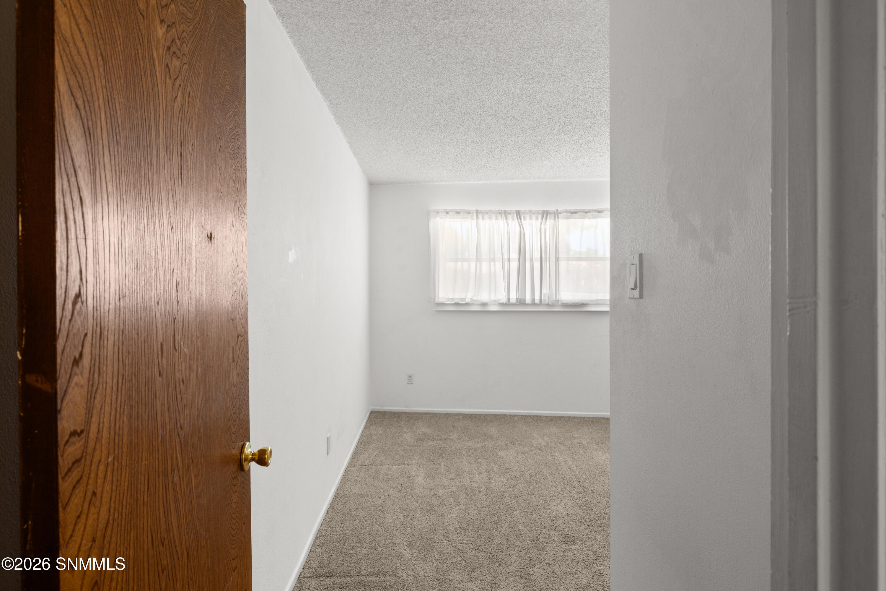 2907-Devondale-MLS-Camera-Guy-26