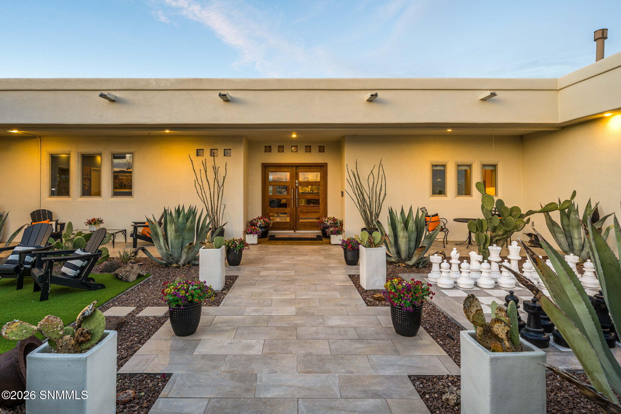 6-web-or-mls-Snappin Homes (CalleDeParad