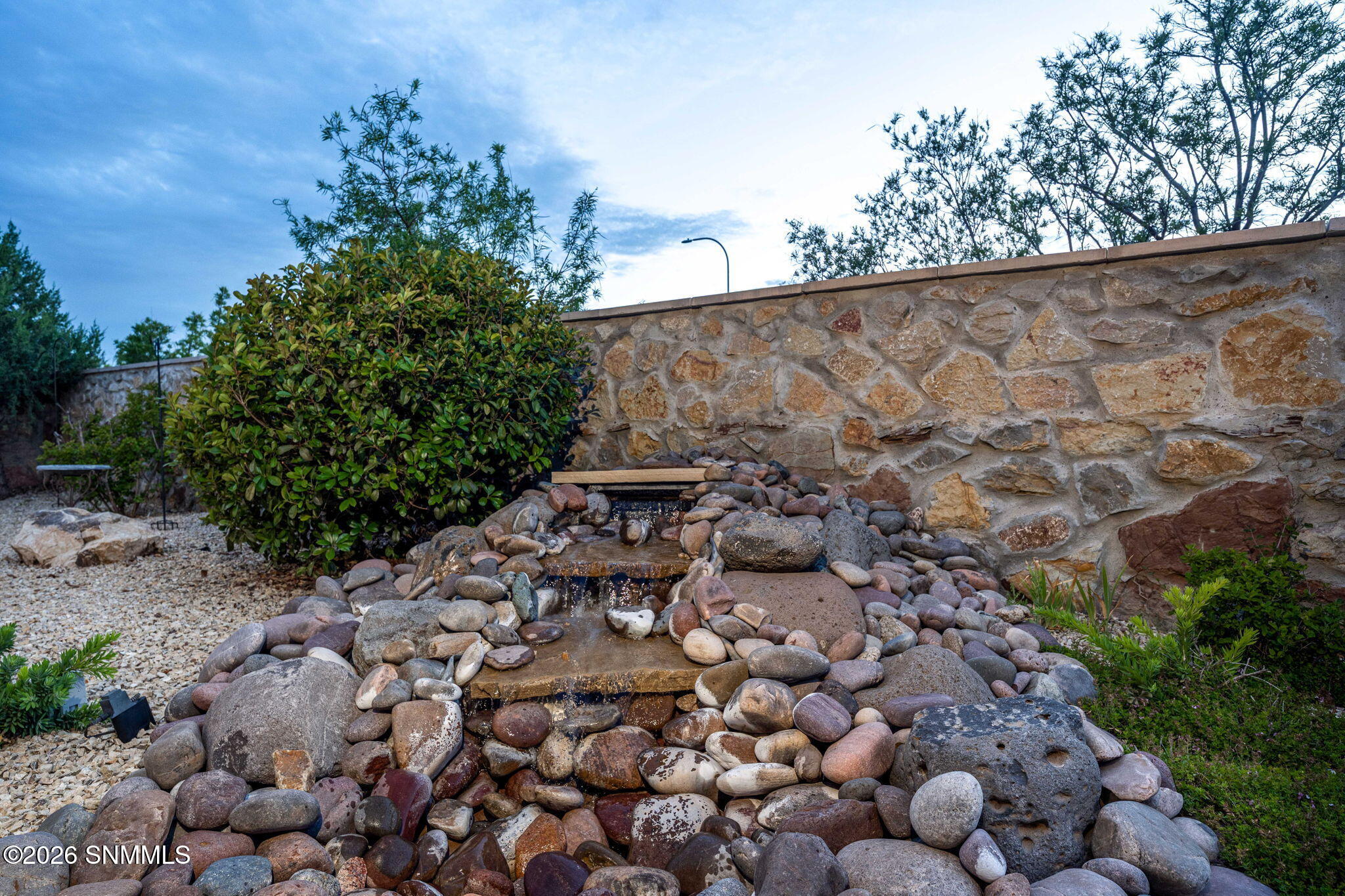 waterfall-feature-backyard-retreat