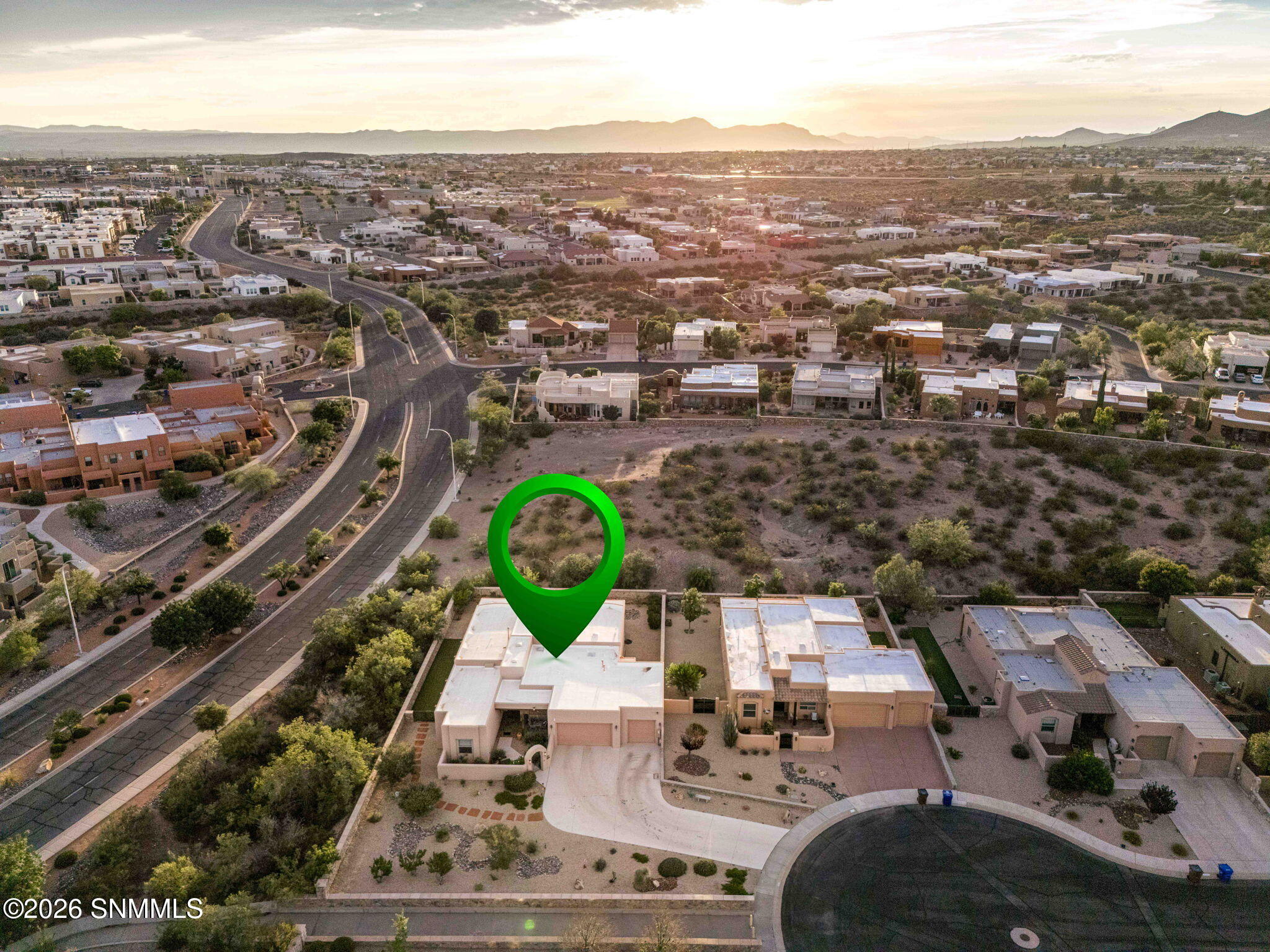 southwestern-style-home-cul-de-sac-lot