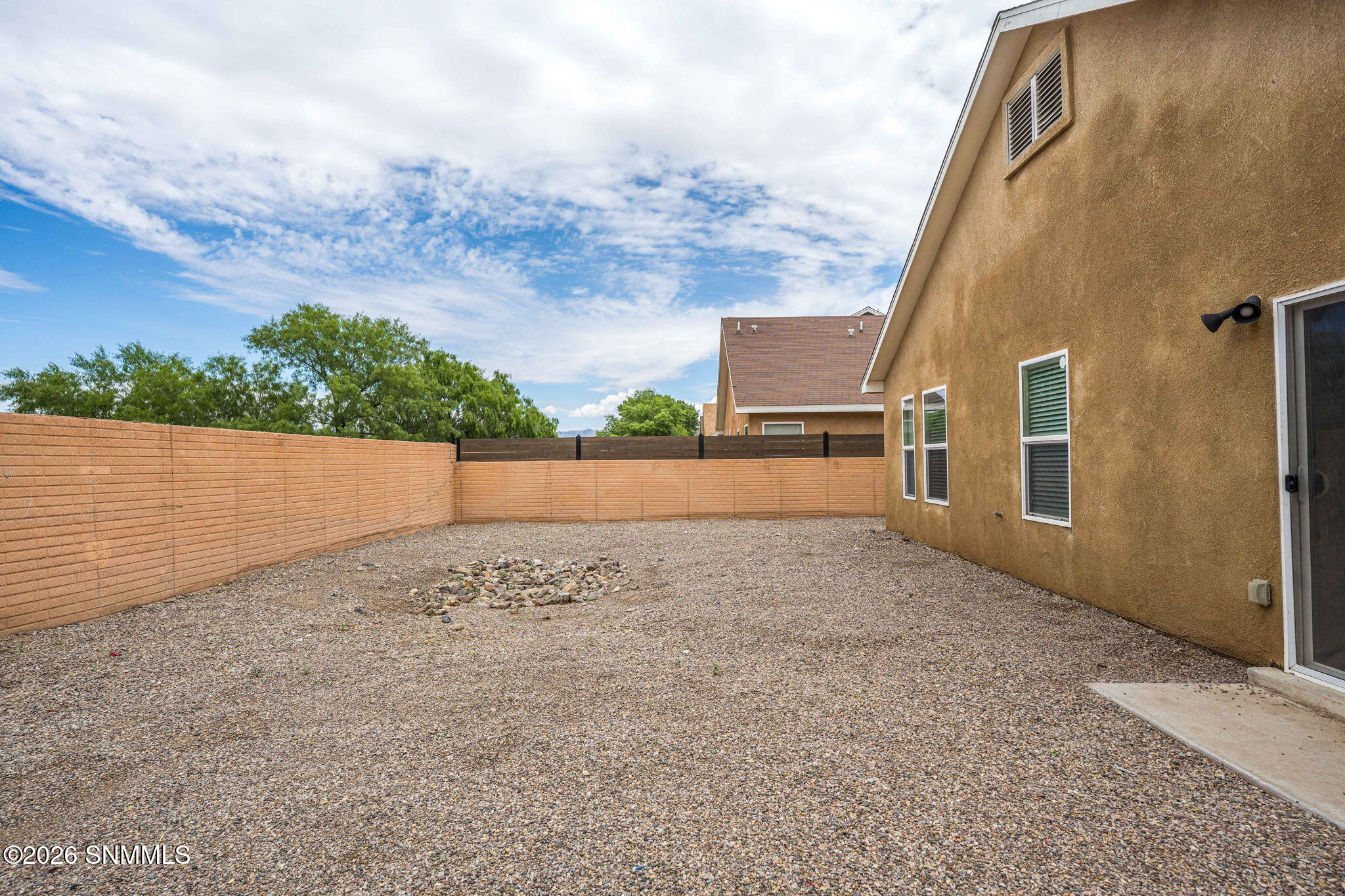 25-web-or-mls-Snappin Homes (Borroughs28