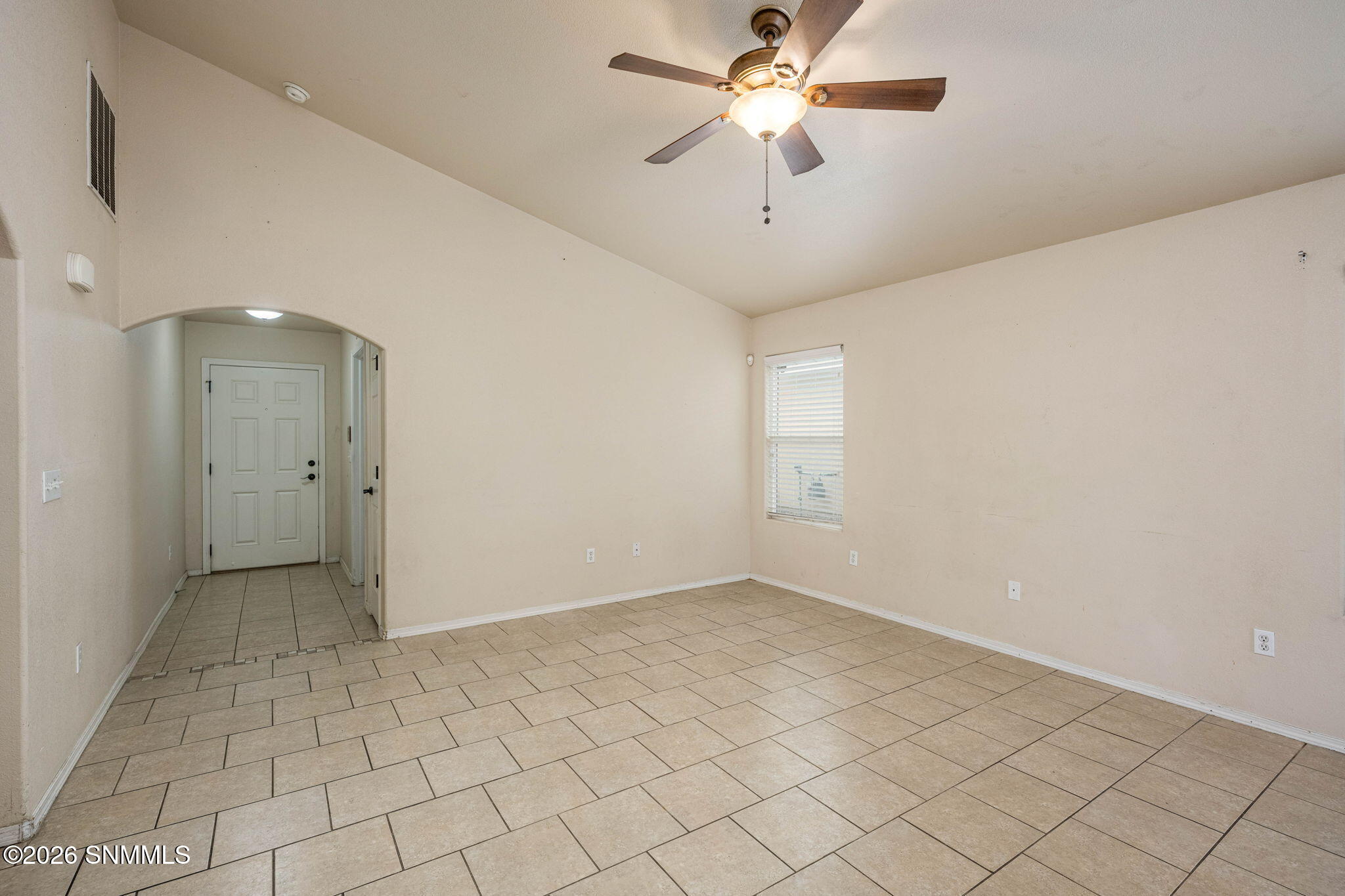 7-web-or-mls-Snappin Homes (Borroughs288