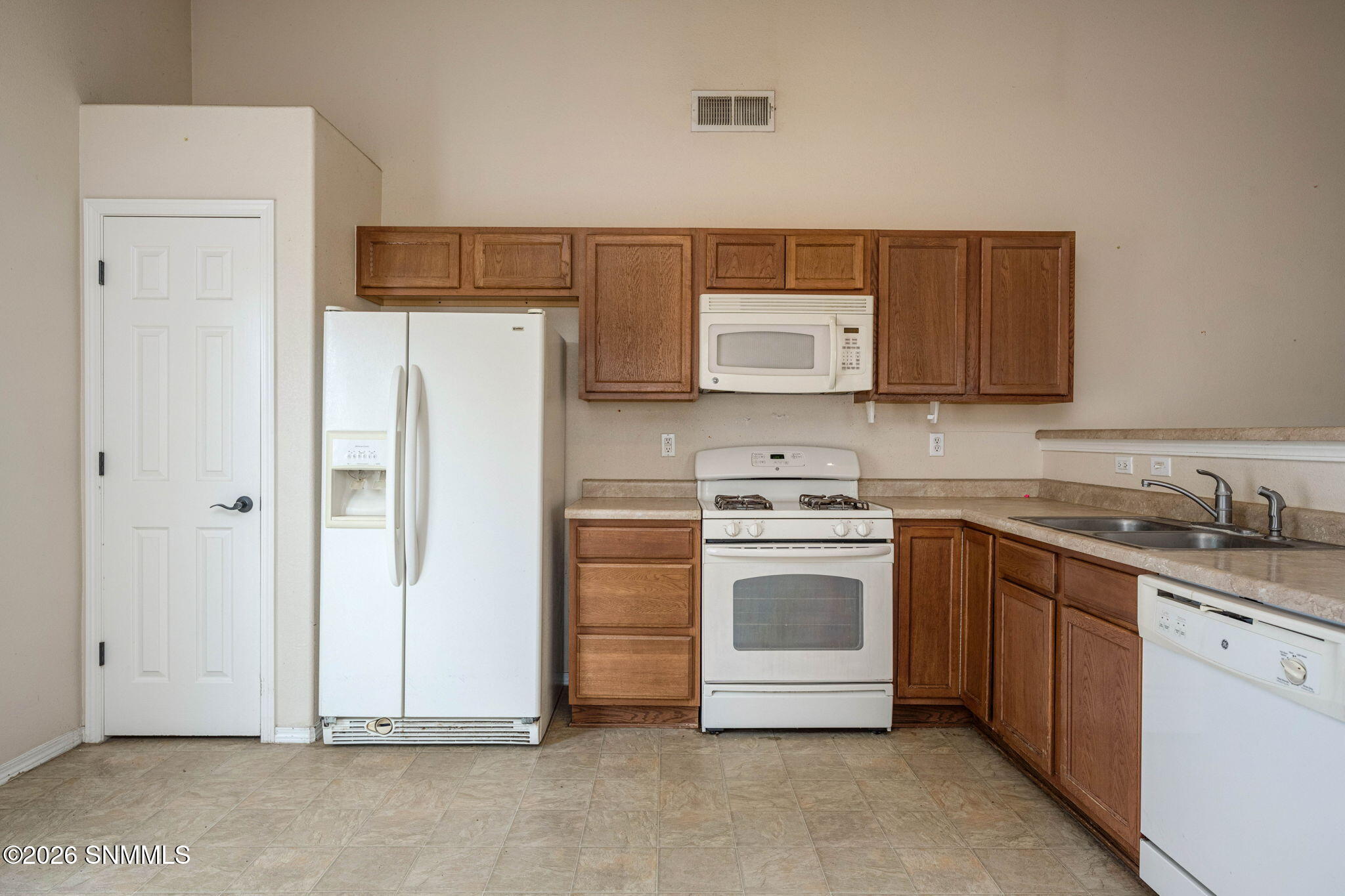11-web-or-mls-Snappin Homes (Borroughs28