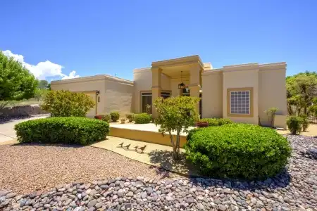 2623 Comstock Court, Las Cruces, New Mexico 88011, 3 Bedrooms Bedrooms, ,2 BathroomsBathrooms,Residential,For Sale,Comstock,2601971