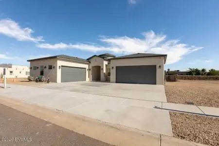 6225 Belvedere Loop, Las Cruces, New Mexico 88012, 5 Bedrooms Bedrooms, ,3 BathroomsBathrooms,Residential,For Sale,Belvedere,2601972