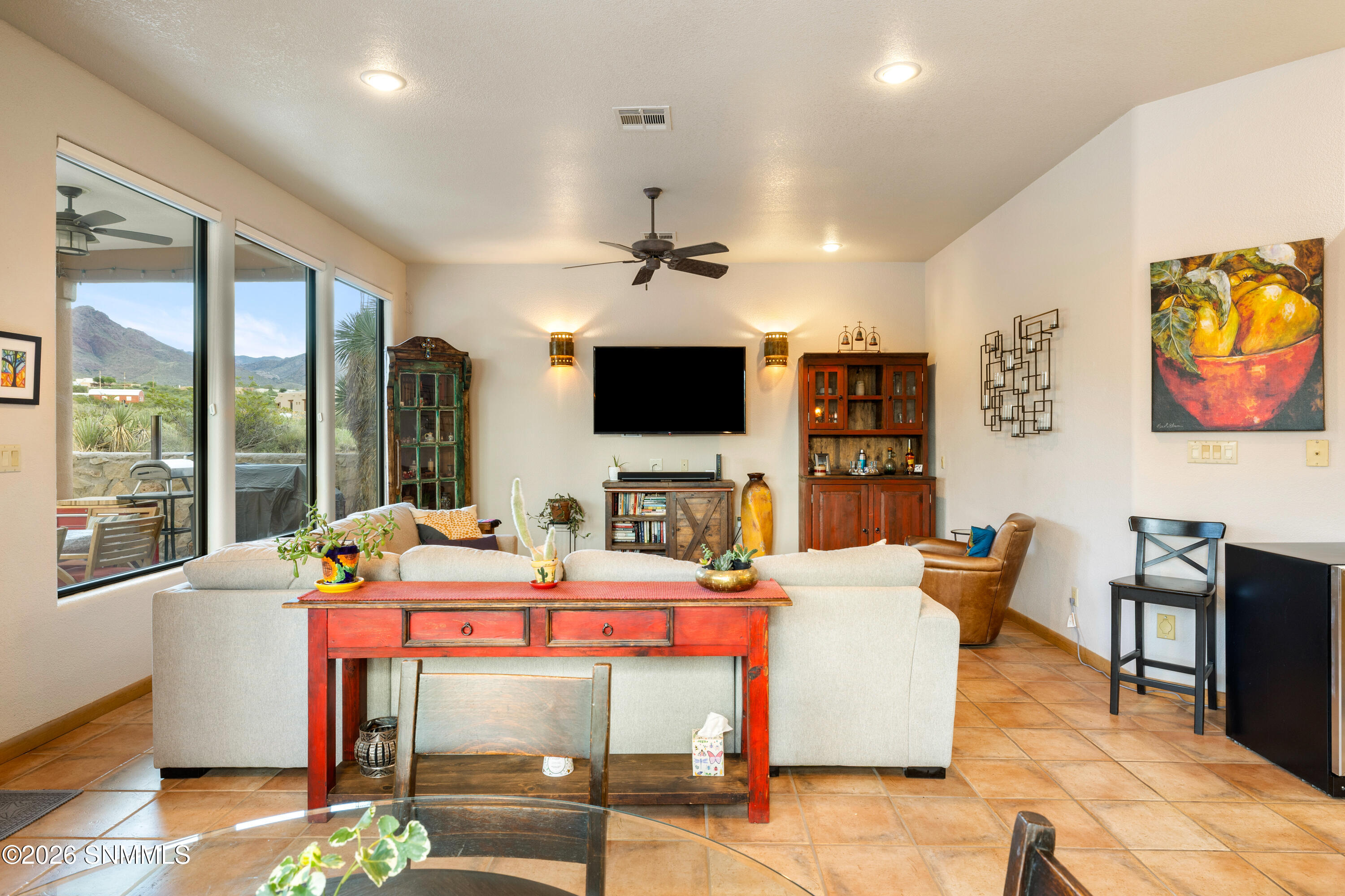 5025-Silverton-MLS-Camera-Guy-24