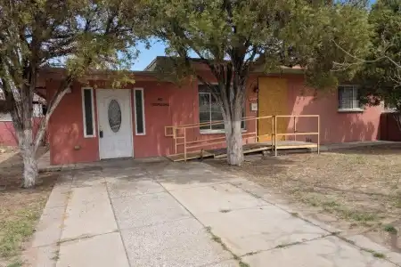 1209 Locust Street, Las Cruces, New Mexico 88001, 2 Bedrooms Bedrooms, ,1.75 BathroomsBathrooms,Residential,For Sale,Locust,2600356