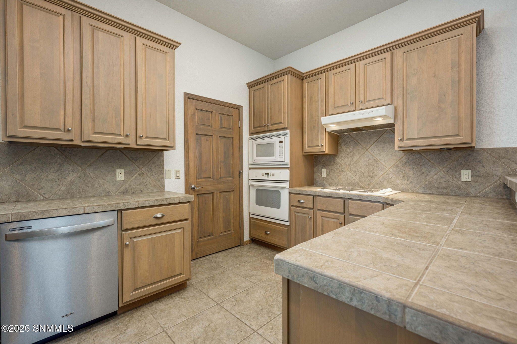 14-web-or-mls-Snappin Homes (GolfClub132