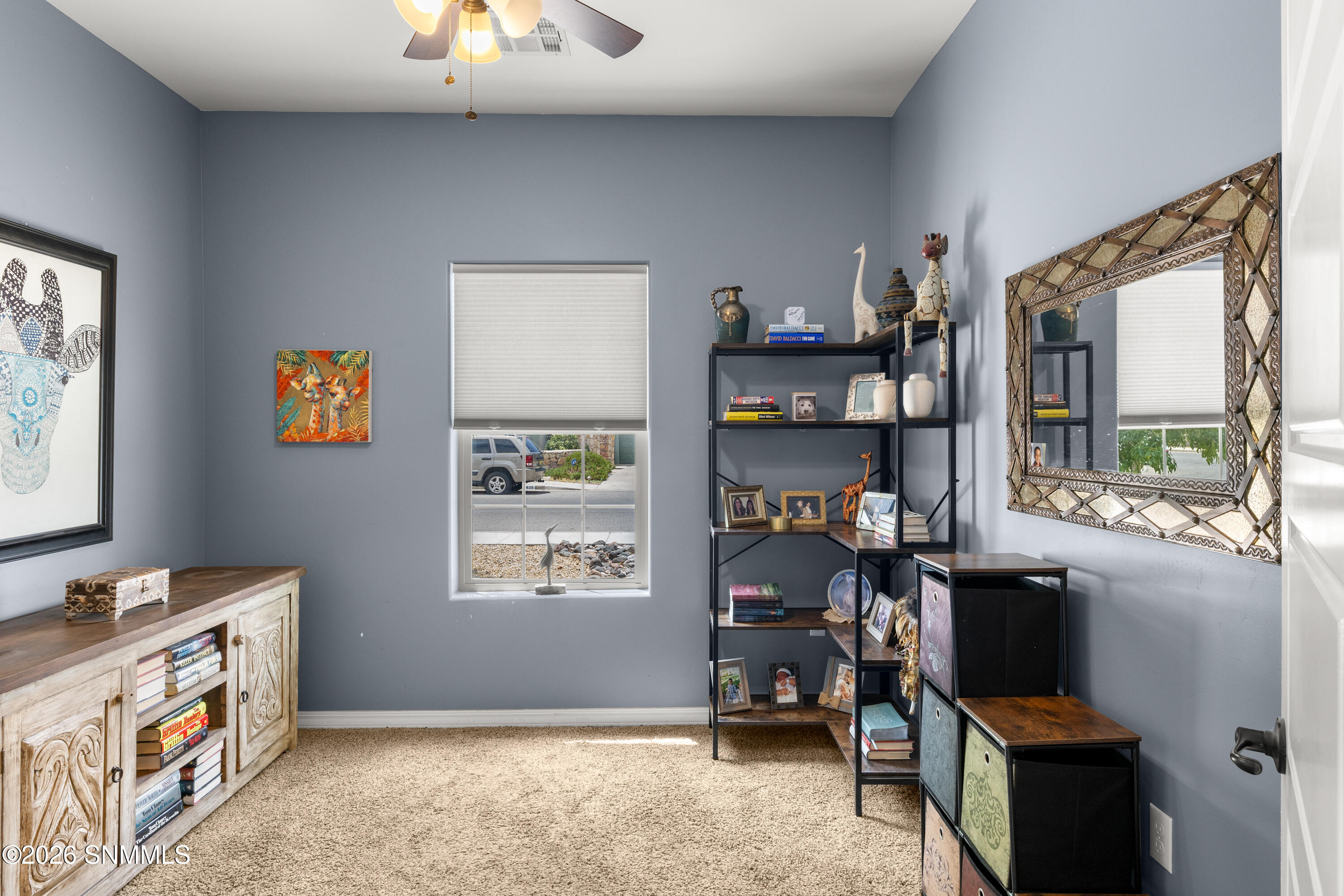 940-Flora-MLS-Camera-Guy-17