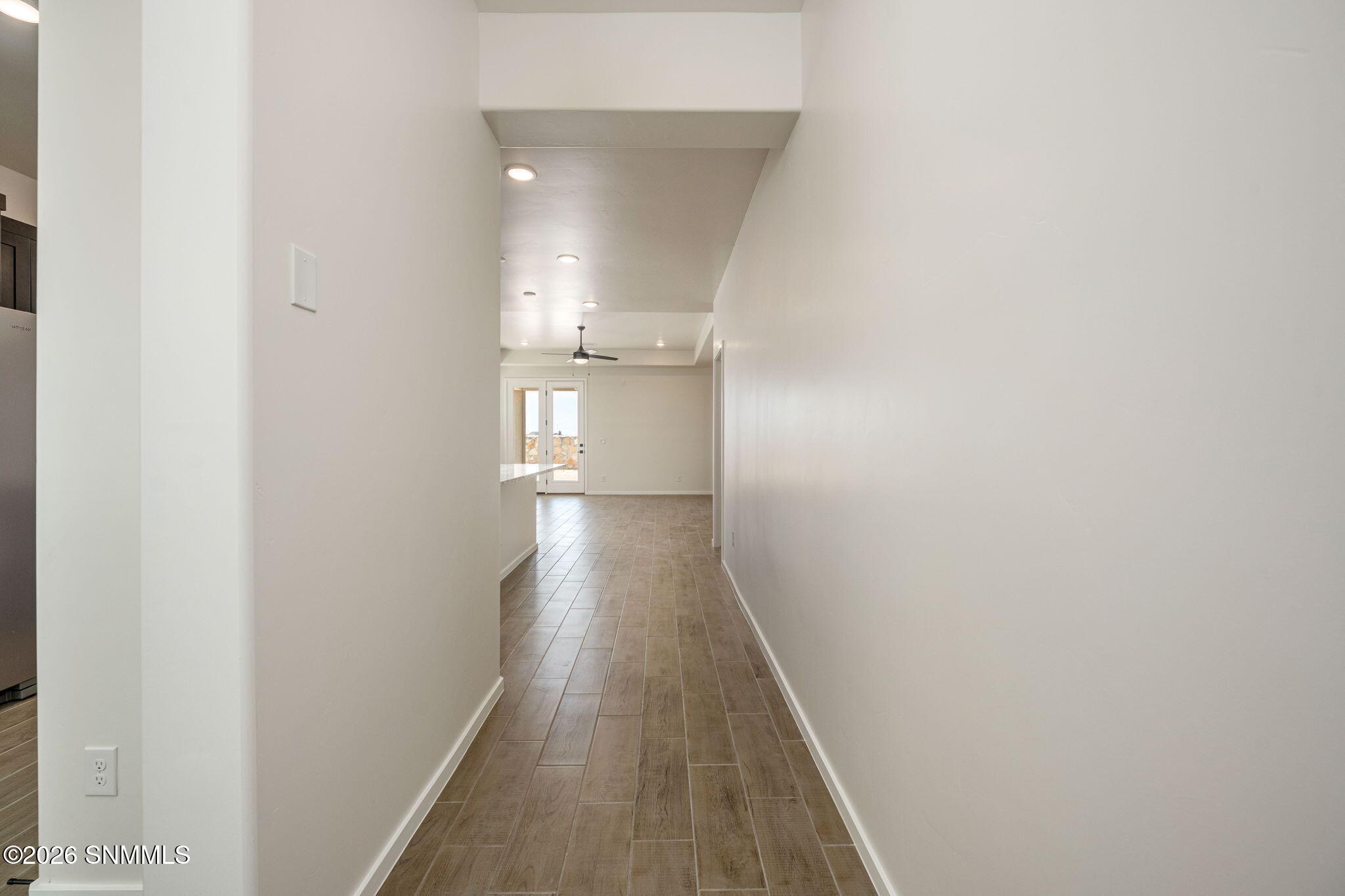 4-web-or-mls-Snappin Homes (Evolution420