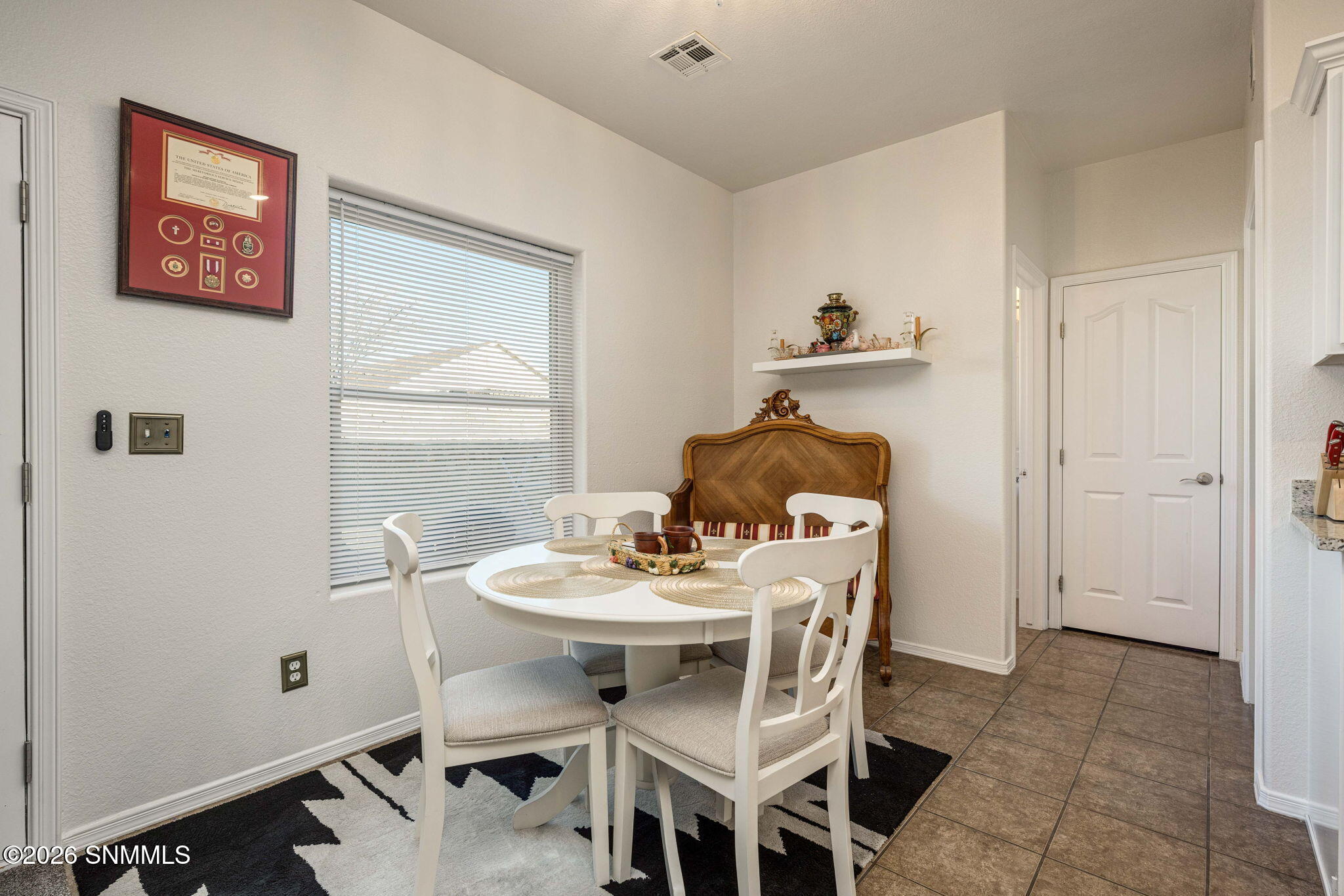 12-web-or-mls-Snappin Homes (Mesita4638)