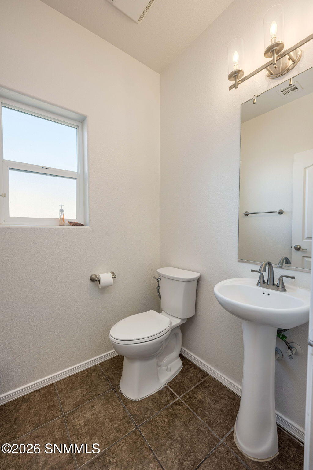 13-web-or-mls-Snappin Homes (Mesita4638)