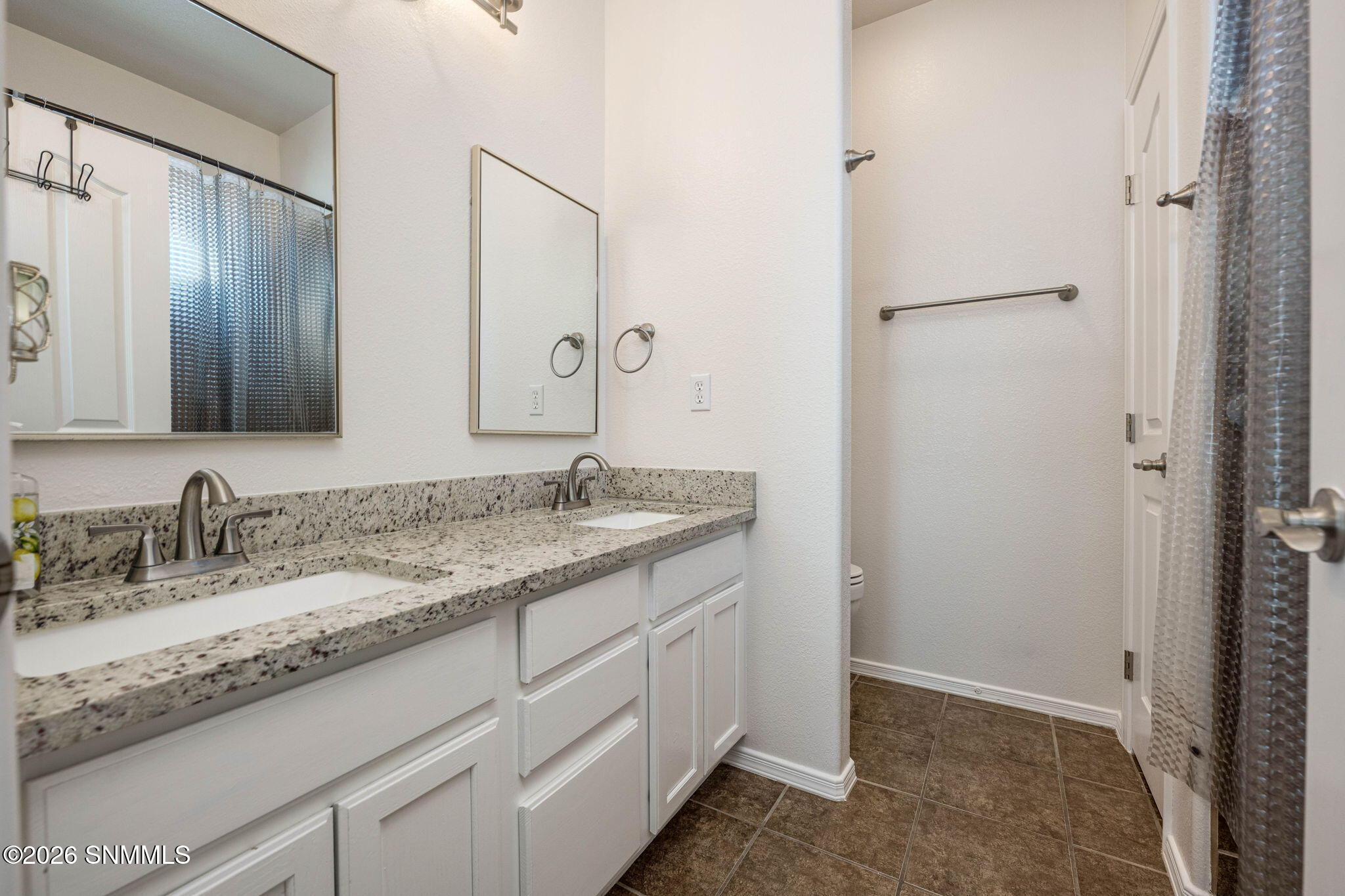 20-web-or-mls-Snappin Homes (Mesita4638)