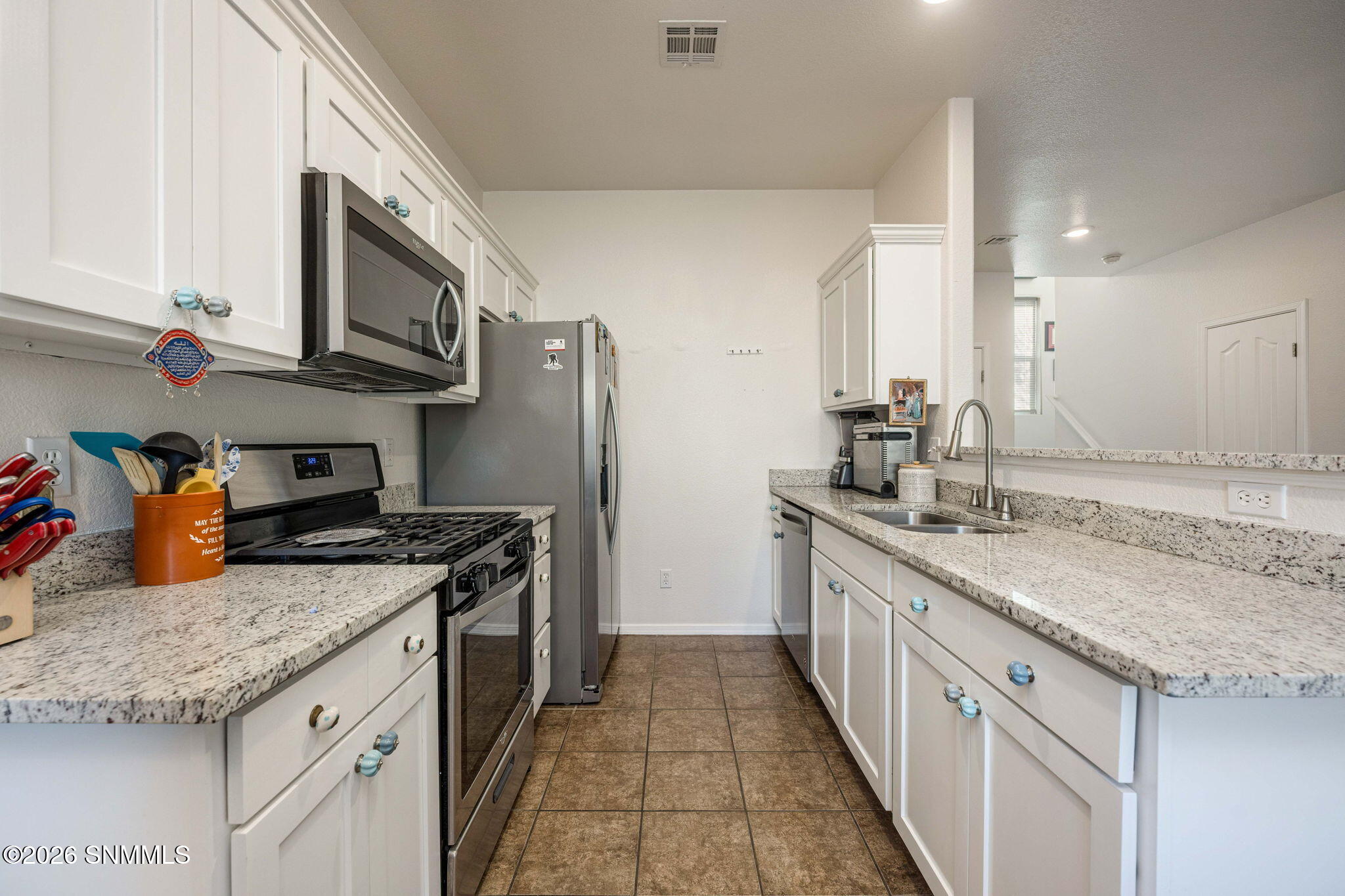 9-web-or-mls-Snappin Homes (Mesita4638)-