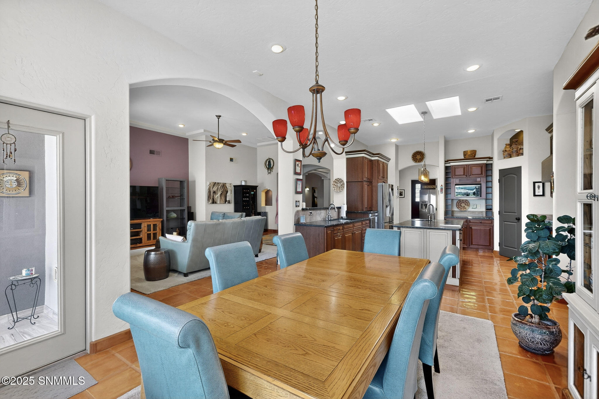 18 Dining 38-061_3D-Casas-1940-San-Ferna