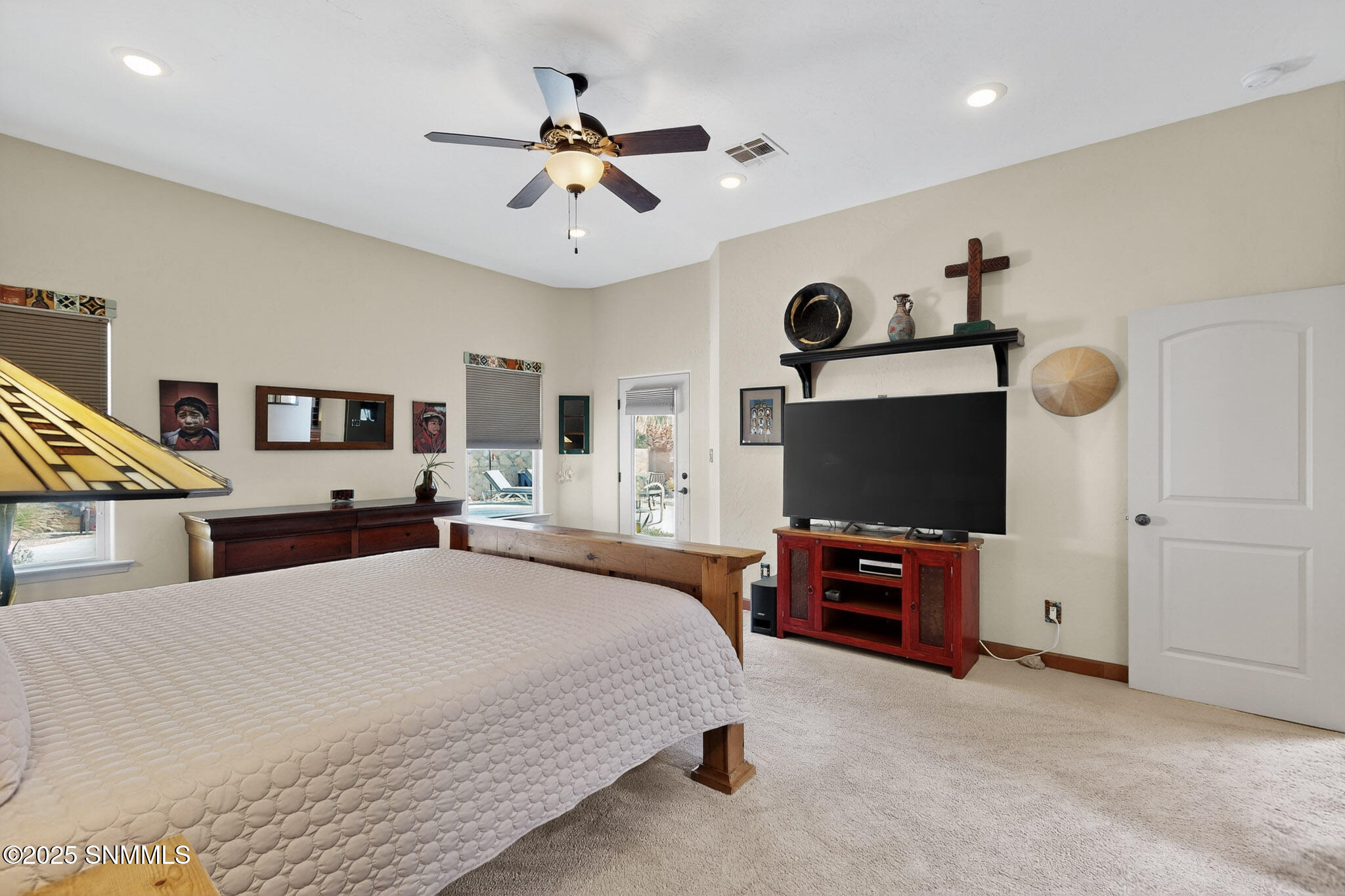 20 Primary Bed 41-049_3D-Casas-1940-San-